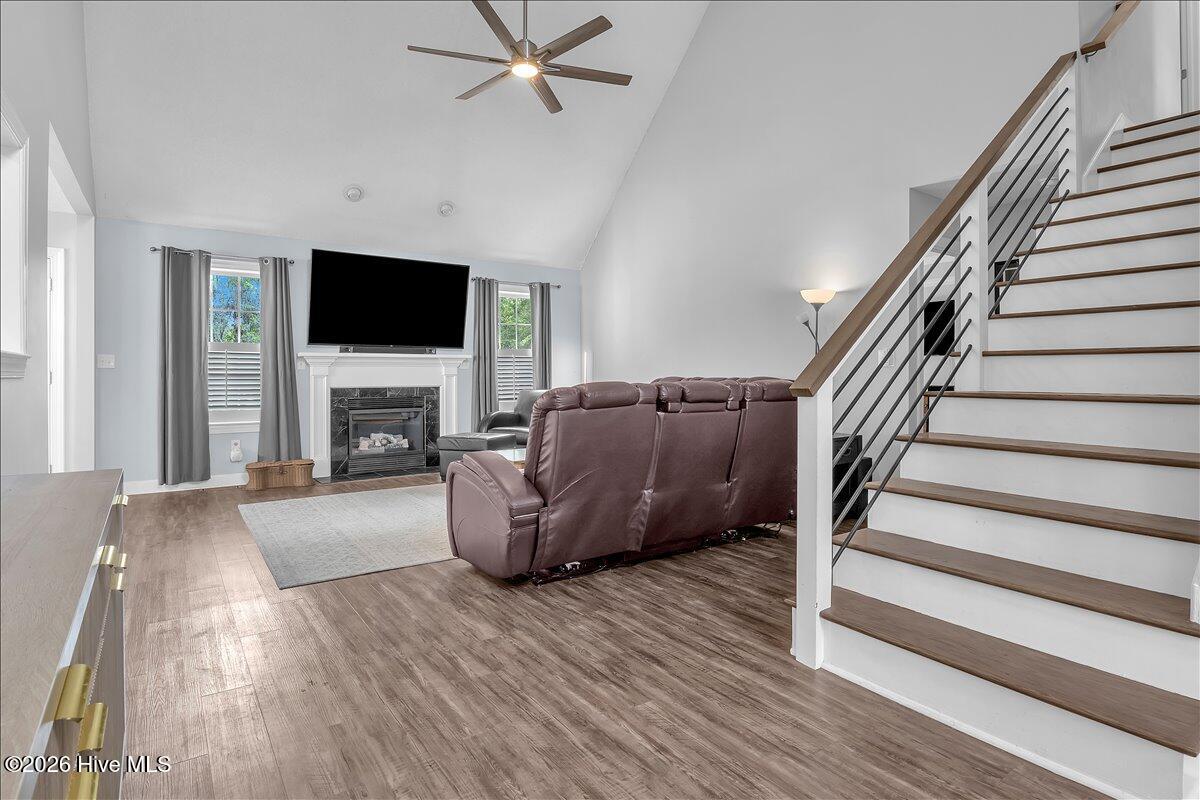 8704 Pinkerton Drive Property Photo 6