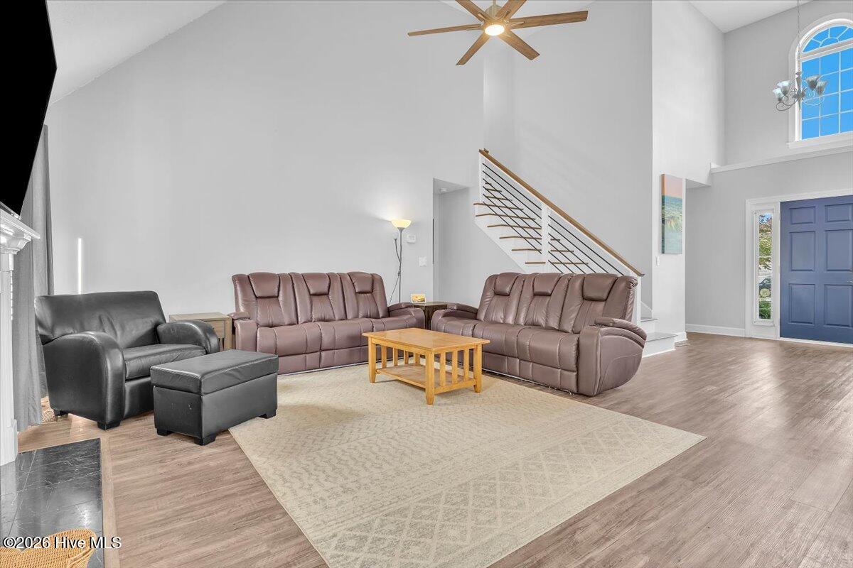 8704 Pinkerton Drive Property Photo 7
