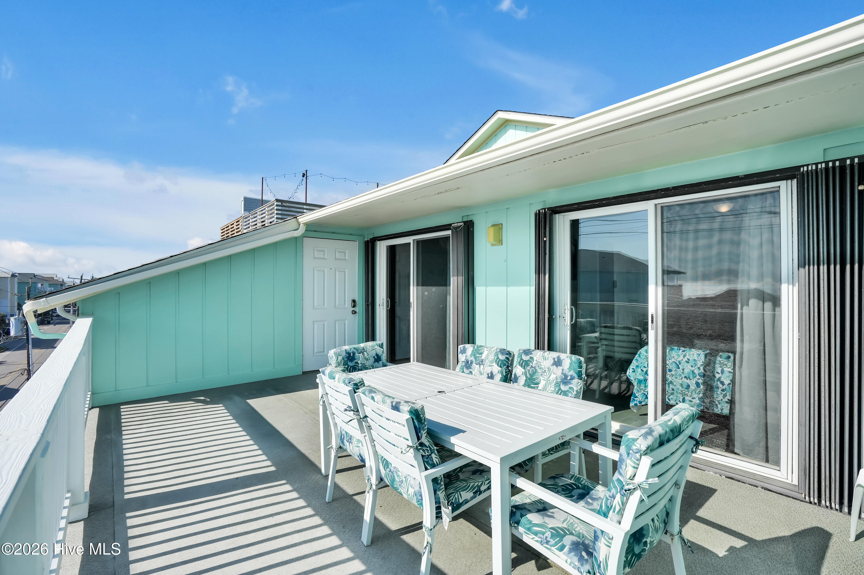 1013 Carolina Beach Avenue N 3d Property Photo 2