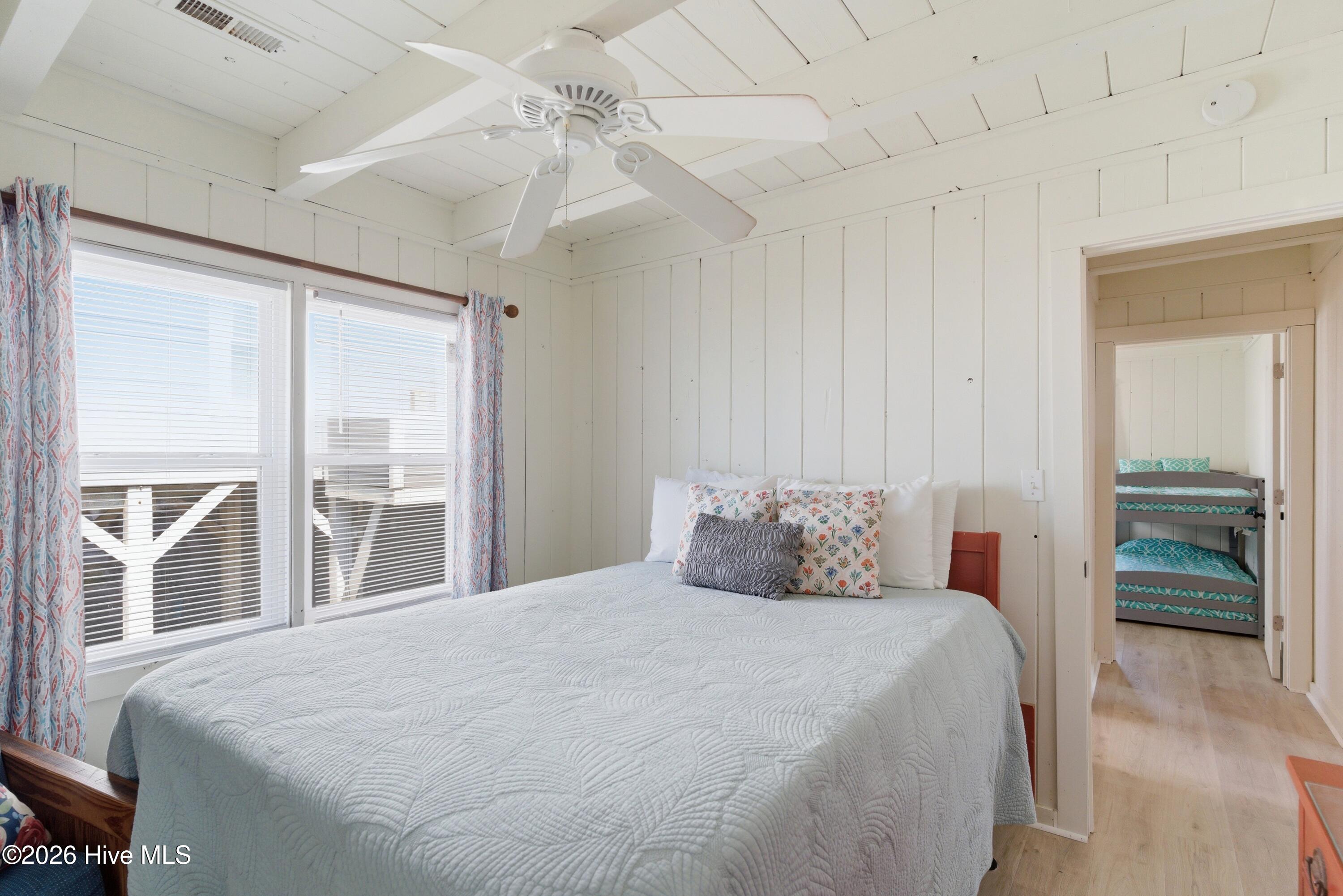 707 W Beach Drive Property Photo 30