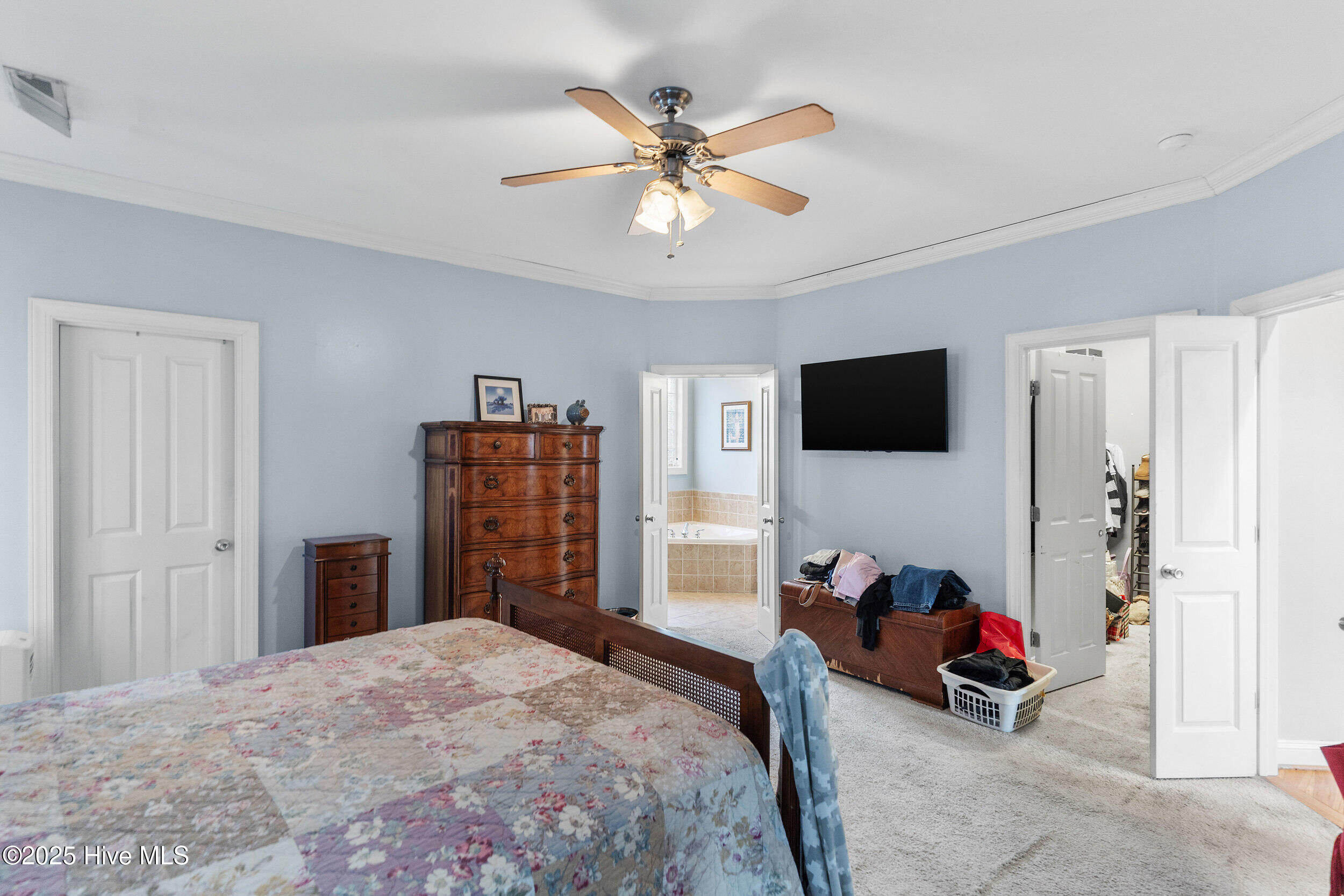 602 Southerland Farm Drive Property Photo 11