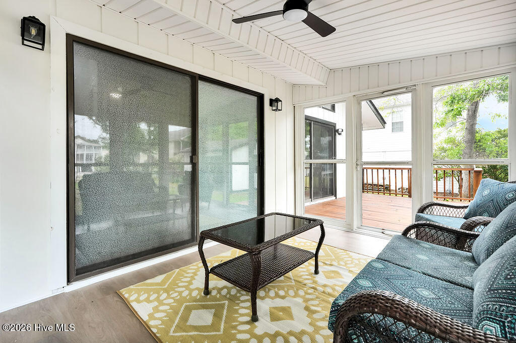 3307 E Oak Island Drive Property Photo 41