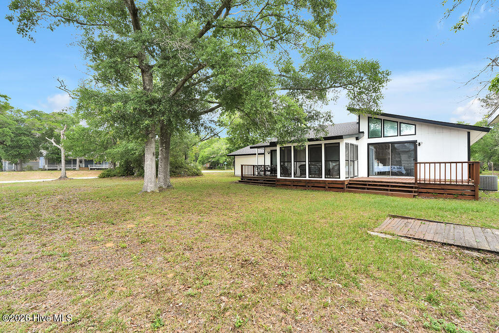 3307 E Oak Island Drive Property Photo 44