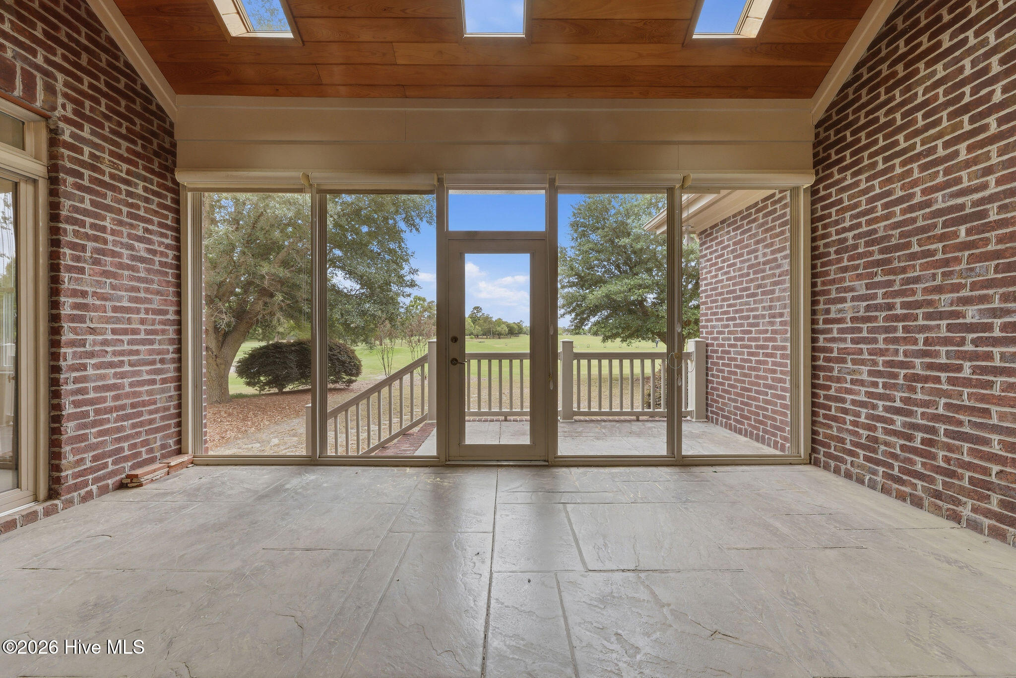 168 Cedar Point Drive Property Photo 15