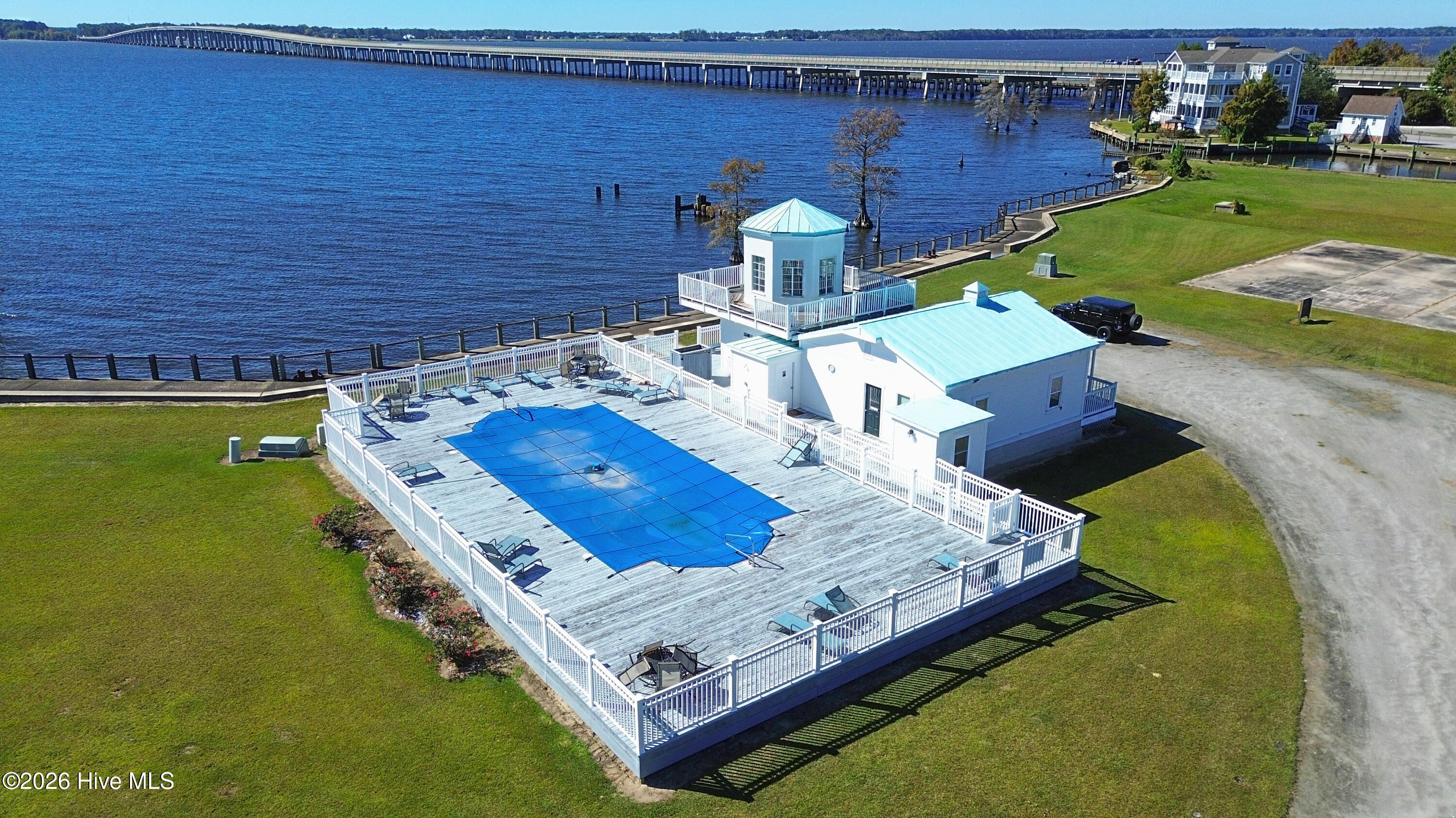 417 Captains Cove Unit D Property Photo 3