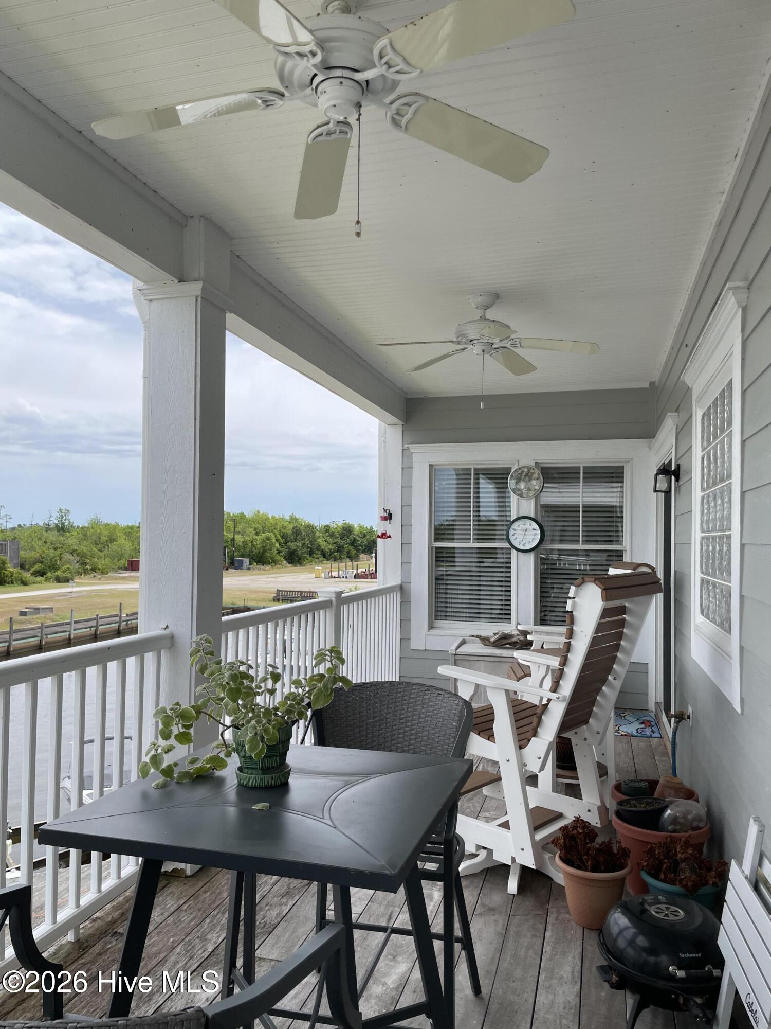 417 Captains Cove Unit D Property Photo 4