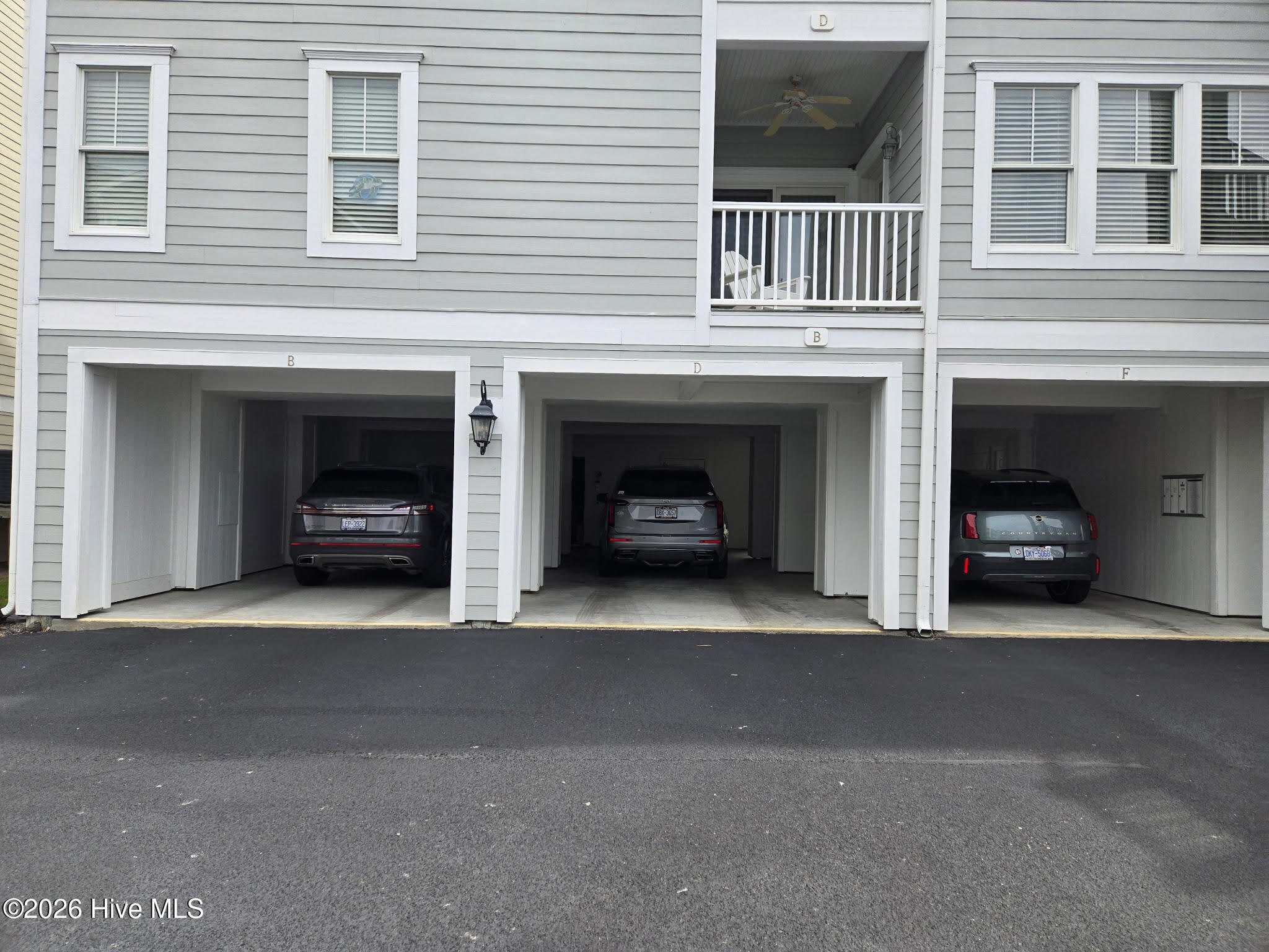 417 Captains Cove Unit D Property Photo 7
