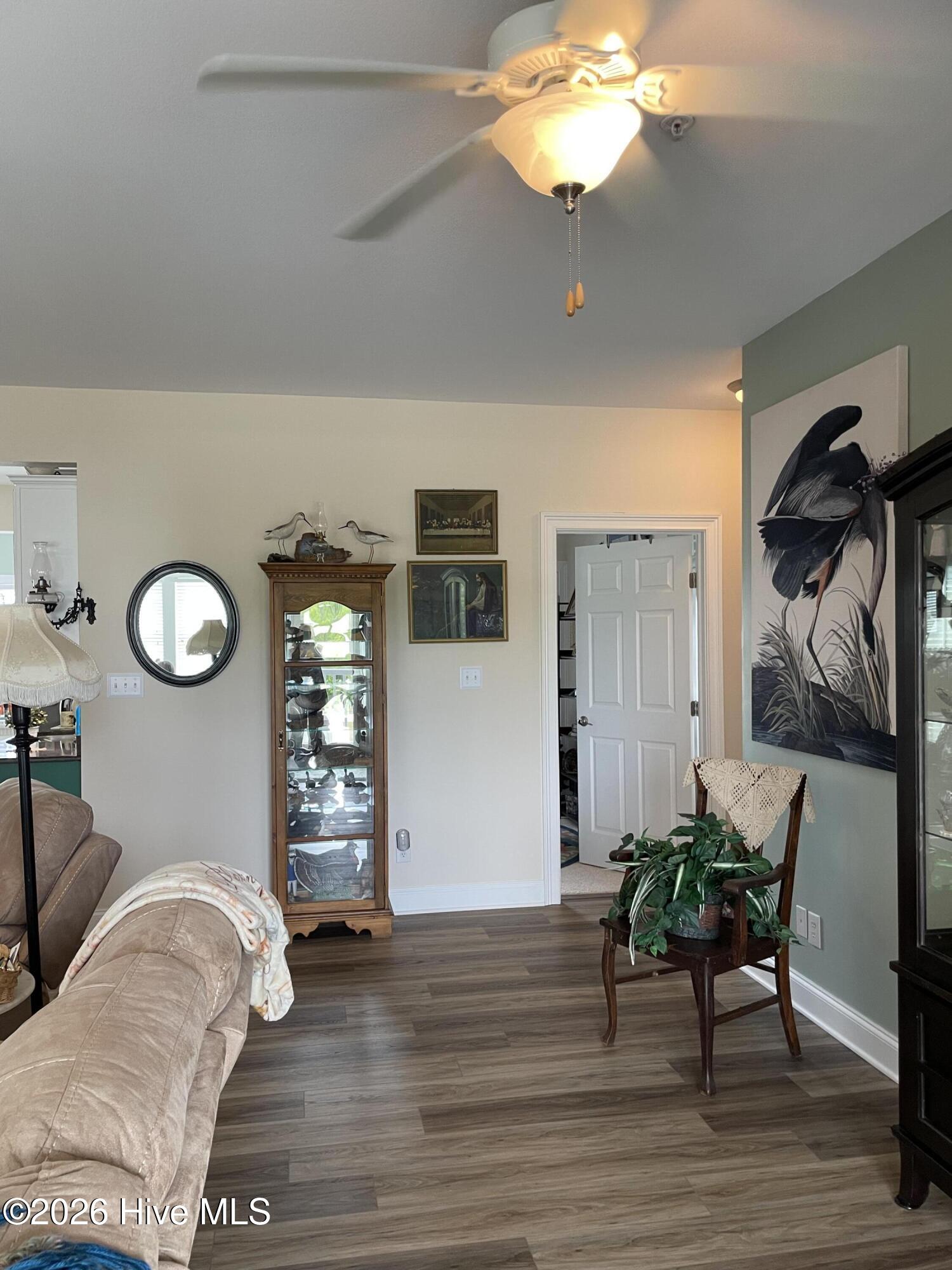 417 Captains Cove Unit D Property Photo 11