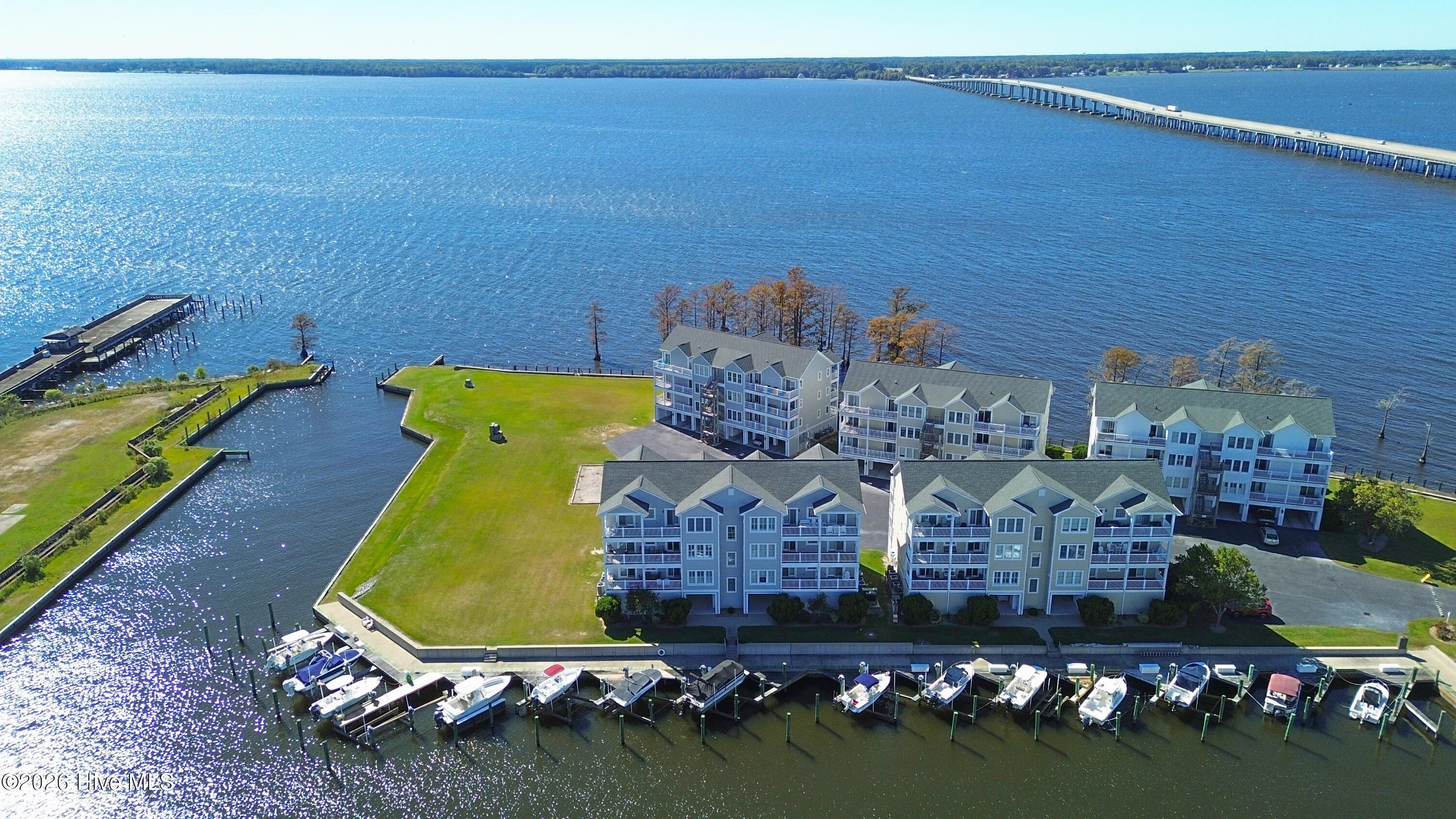 417 Captains Cove Unit D Property Photo 37