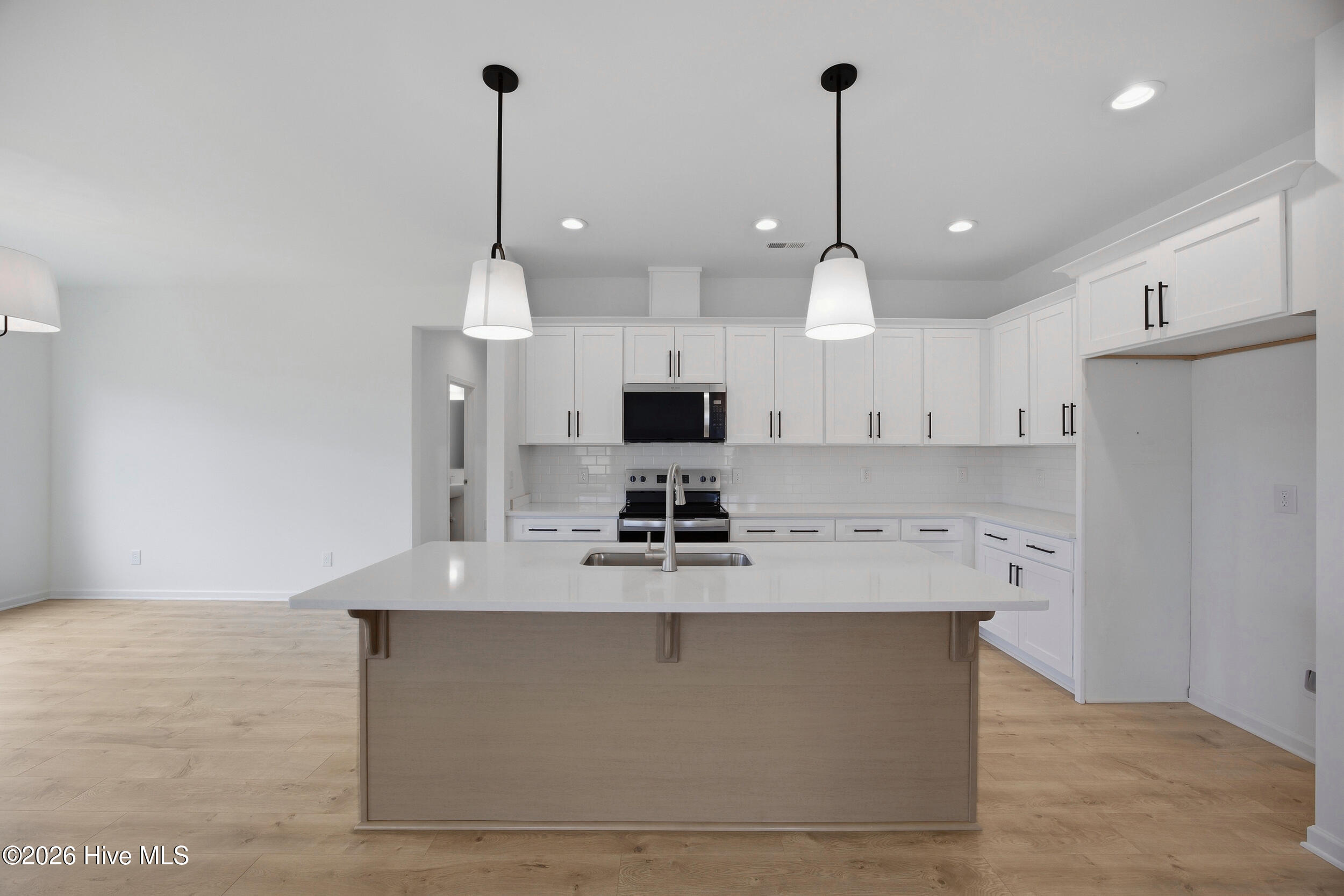 110 Eddie Drive Property Photo 3