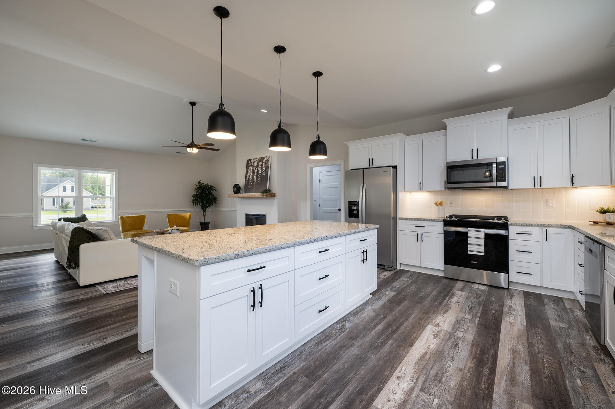 682 Crump Farm Road Property Photo 3