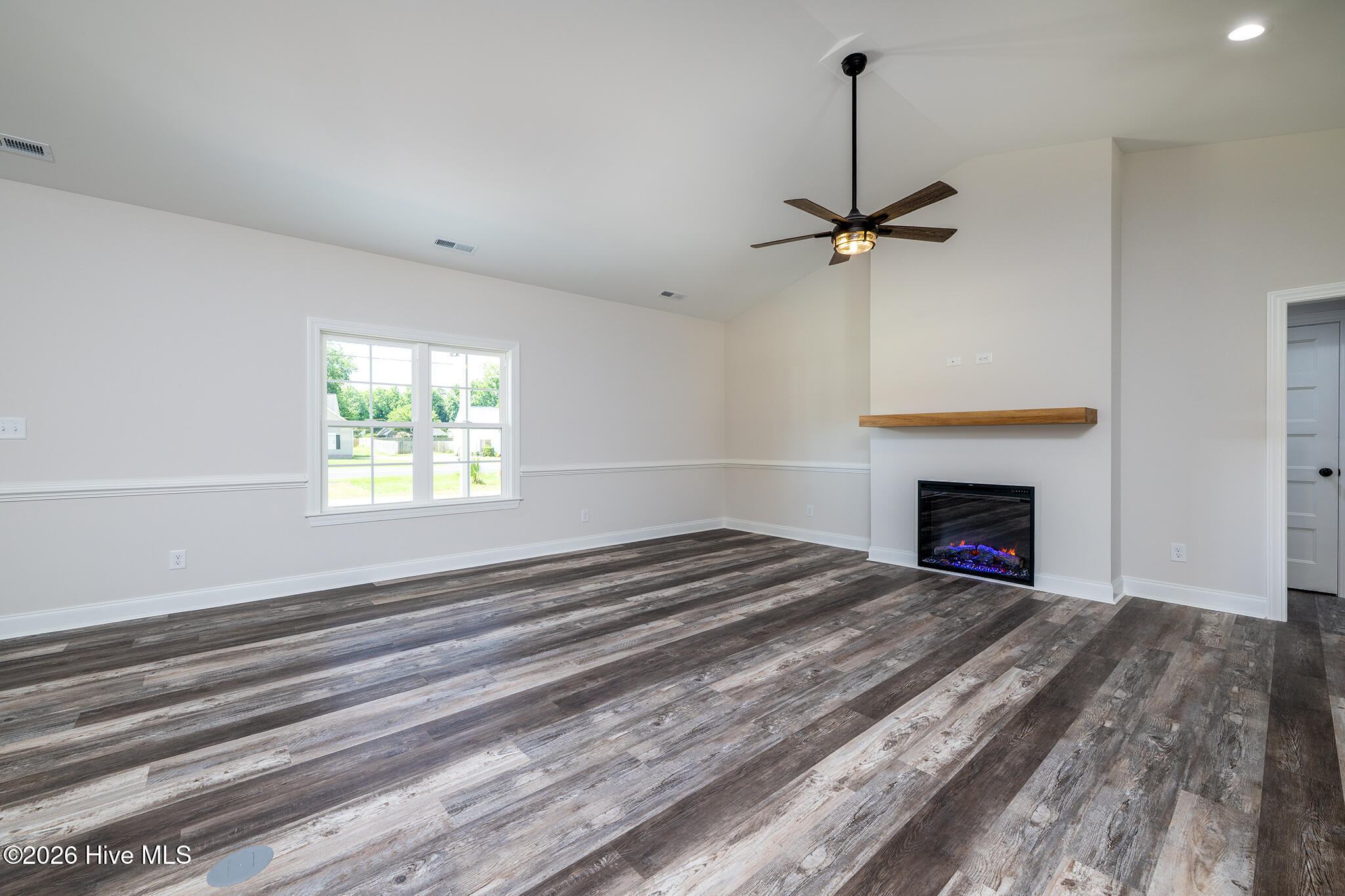 682 Crump Farm Road Property Photo 9