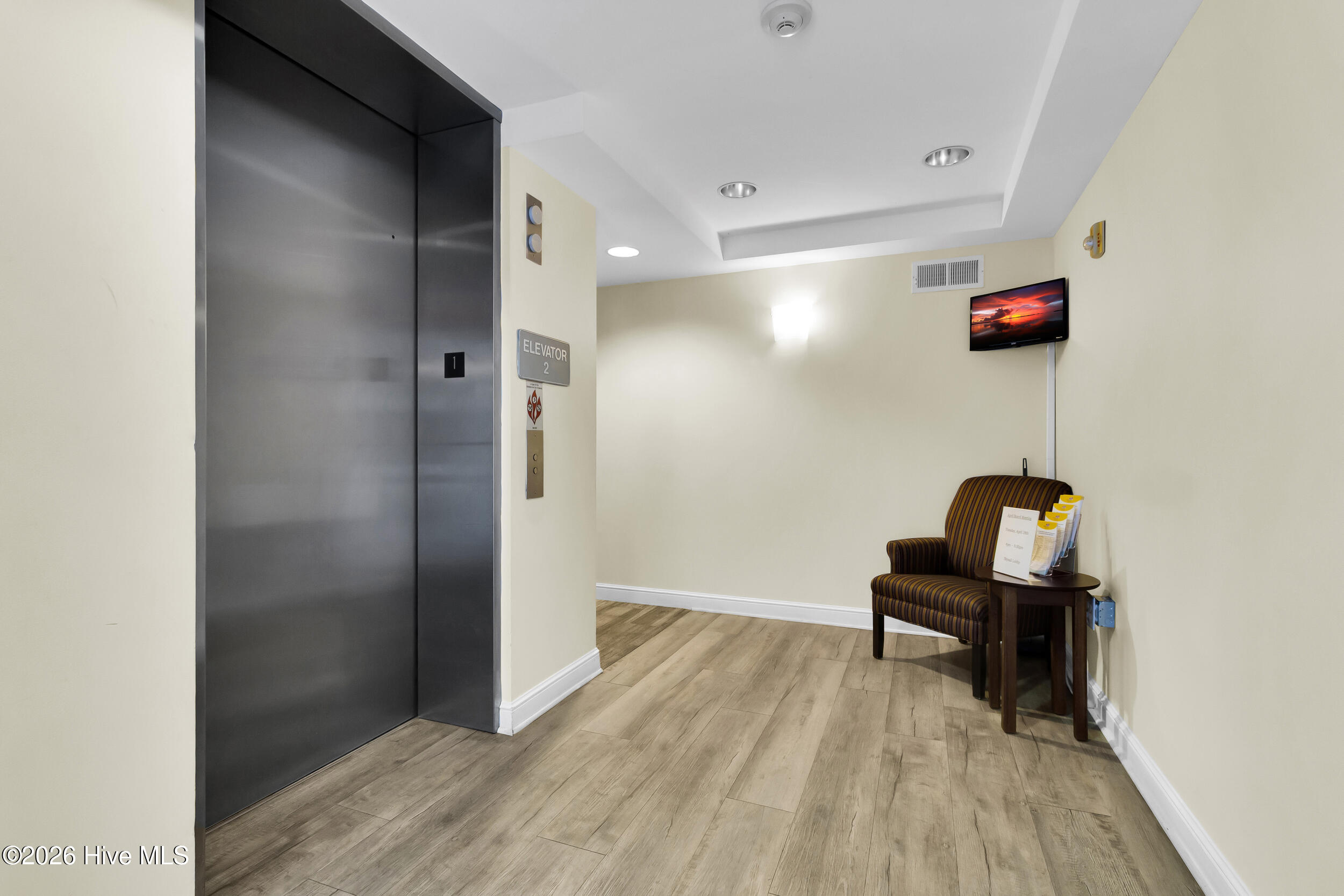 336 Sky Sail Boulevard Property Photo 6
