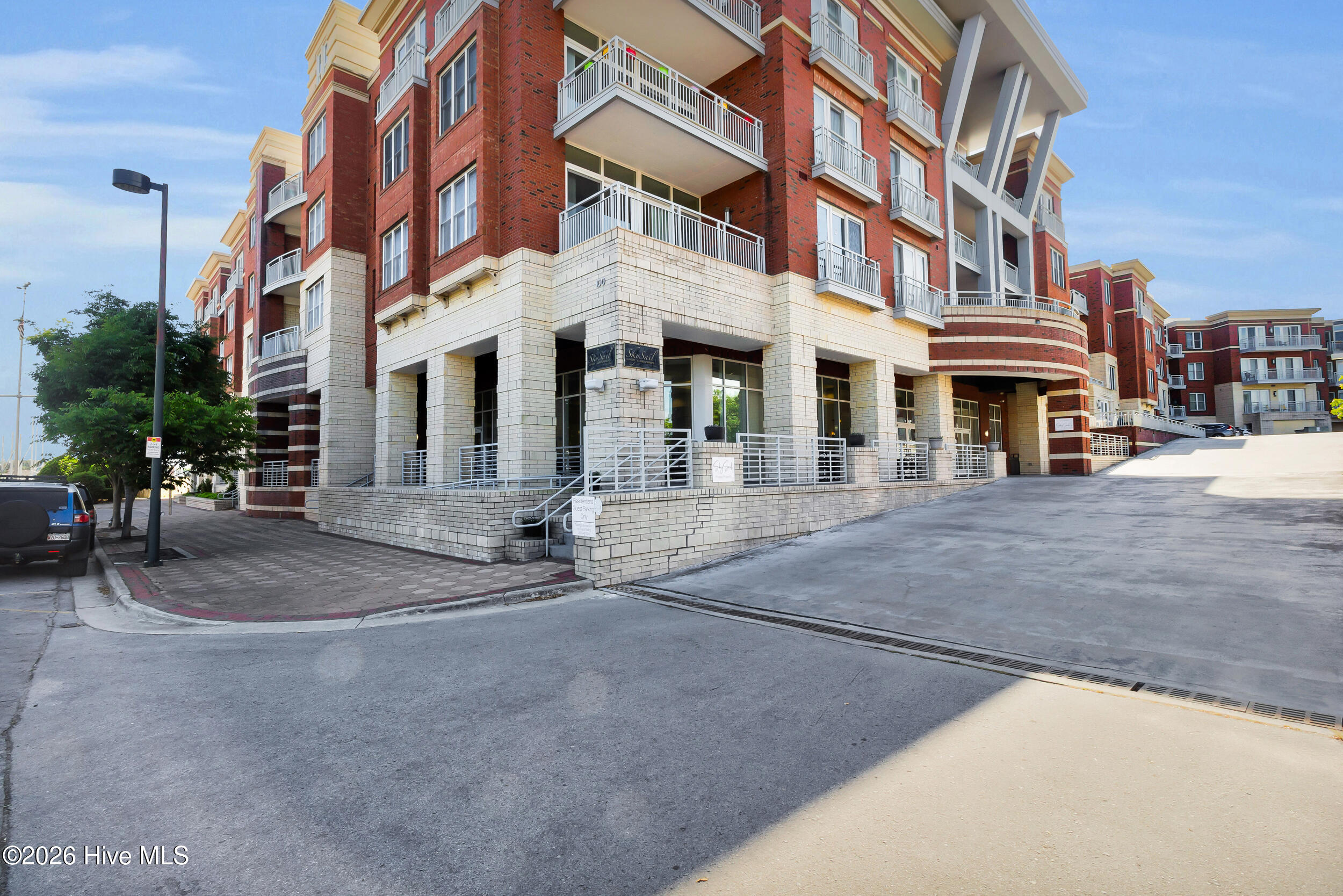 336 Sky Sail Boulevard Property Photo 28