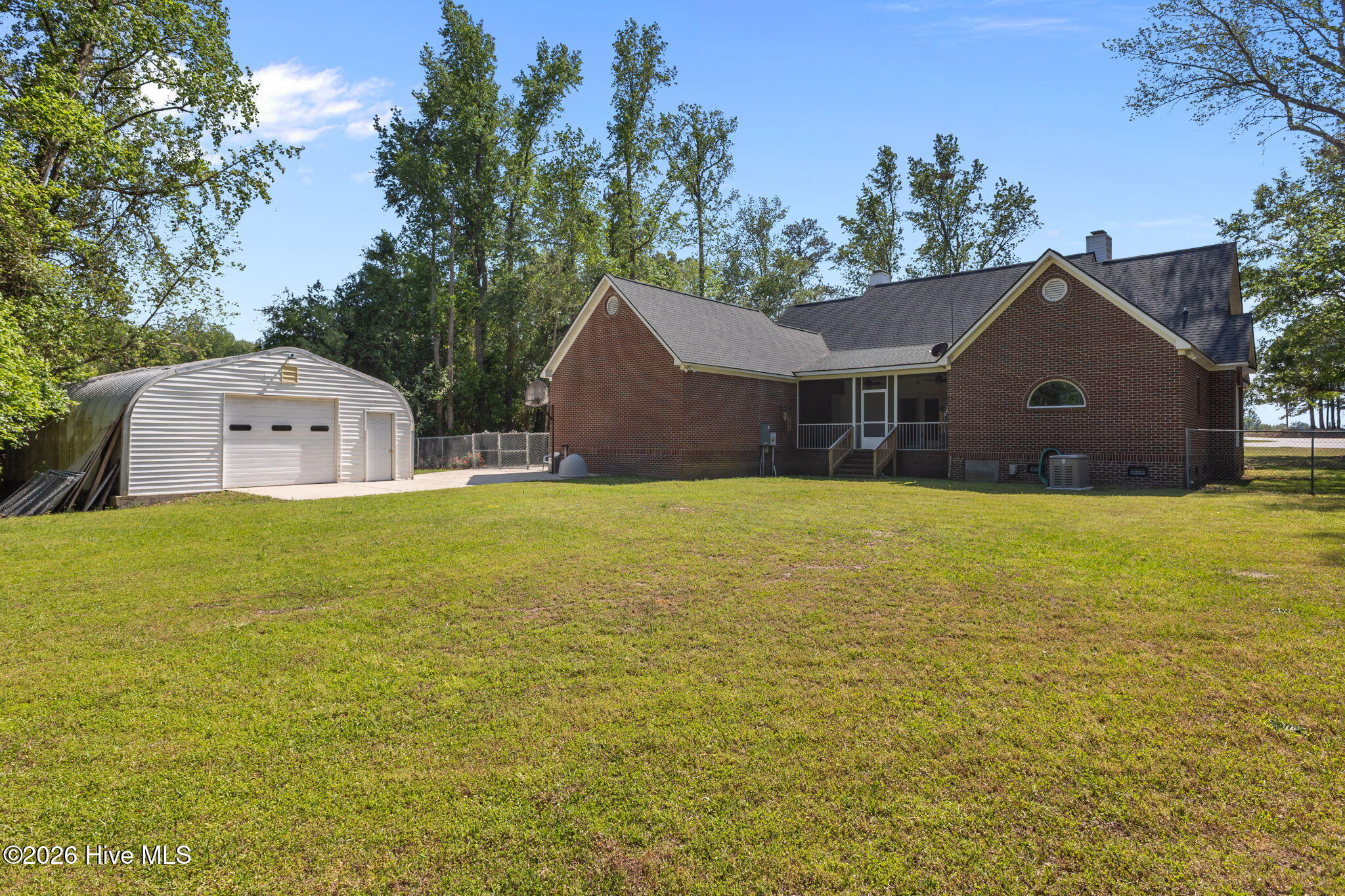 1096 Dean Road Property Photo 2