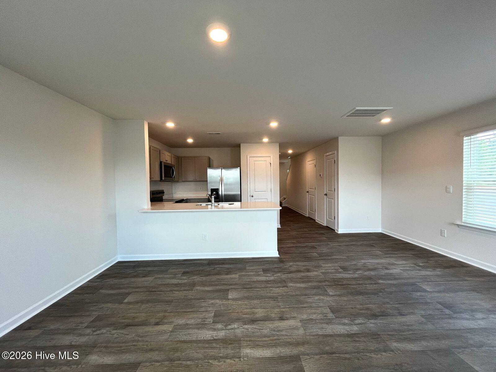 201 Maddox Drive Property Photo 6