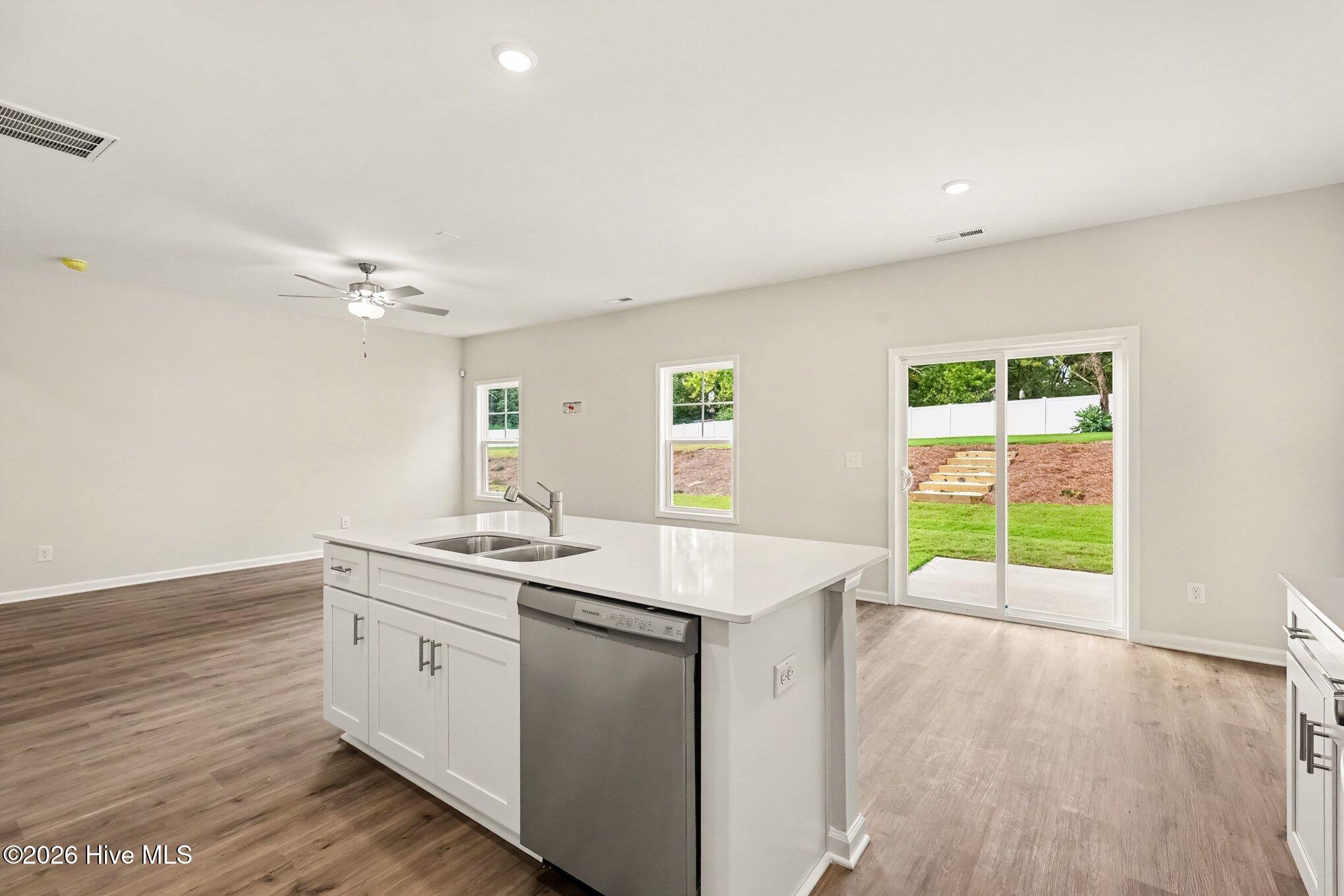 109 Crossvine Street Property Photo 13