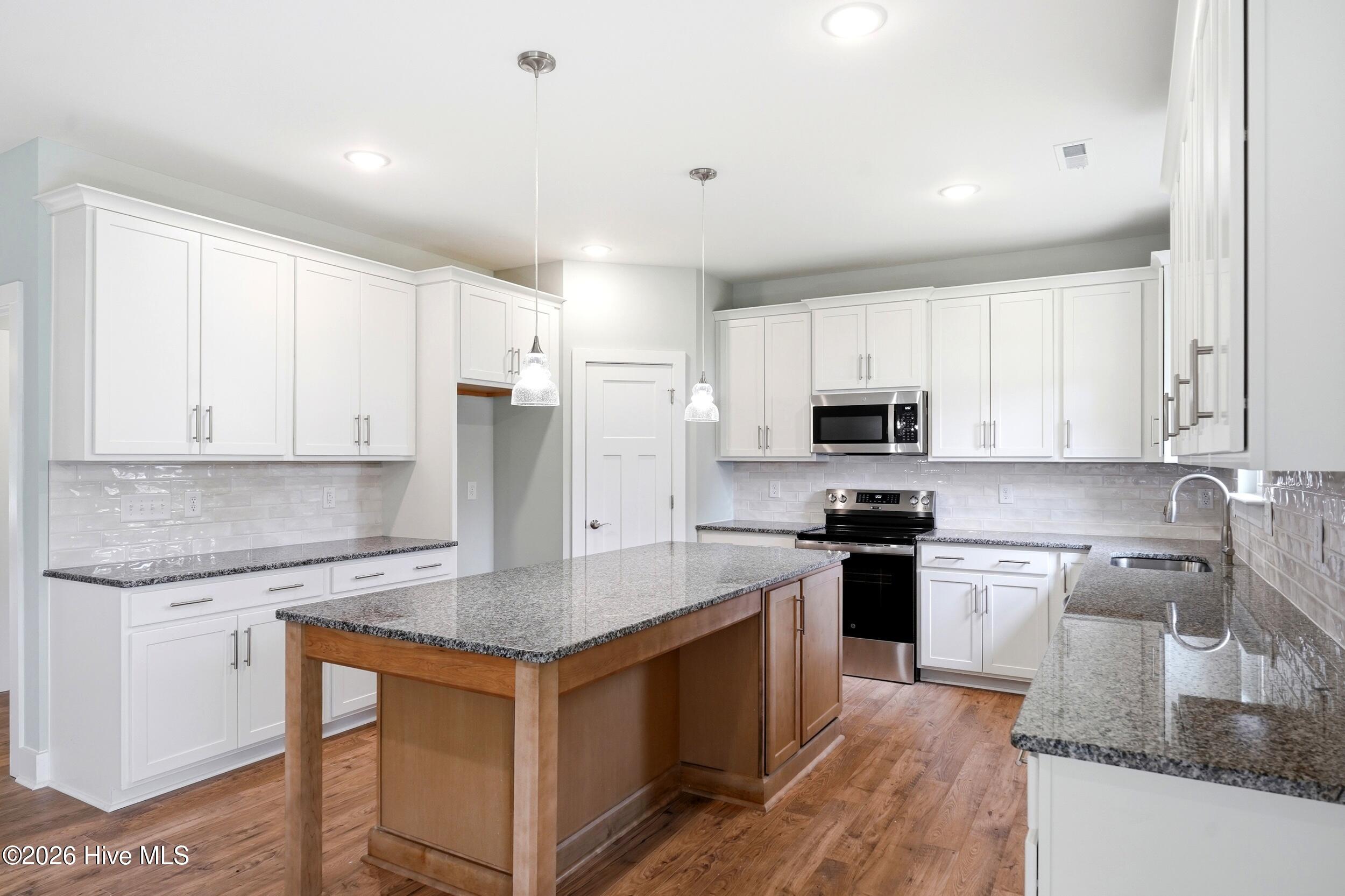 186 Cherry Road Property Photo 7