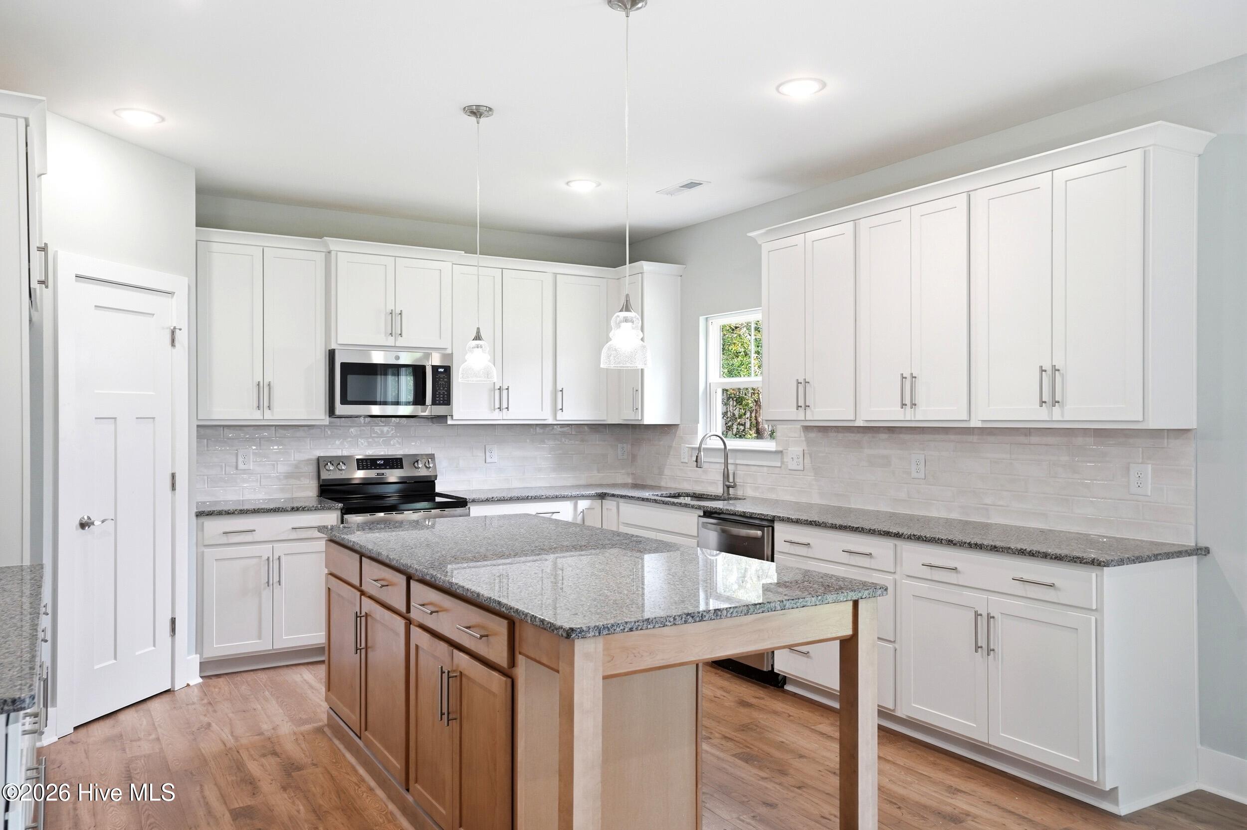 186 Cherry Road Property Photo 8