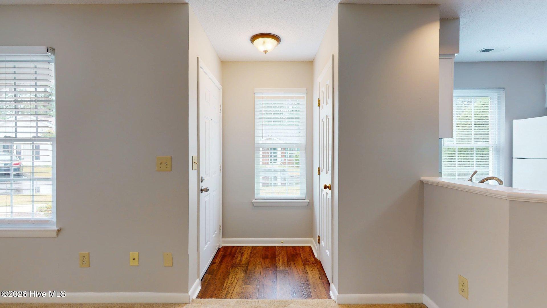 1203 Wilshire Circle Property Photo 5