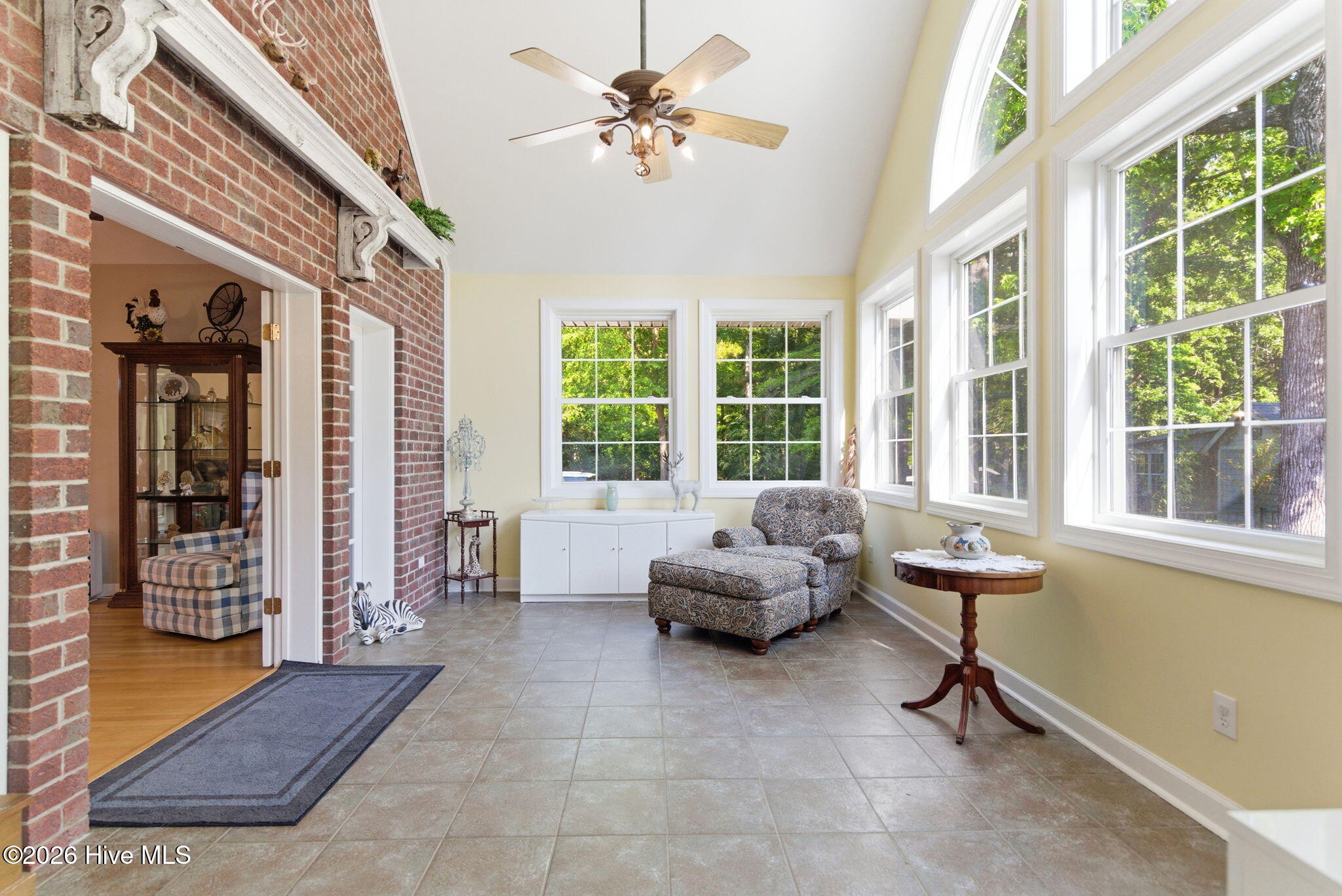 410 Whitebridge Road Property Photo 10