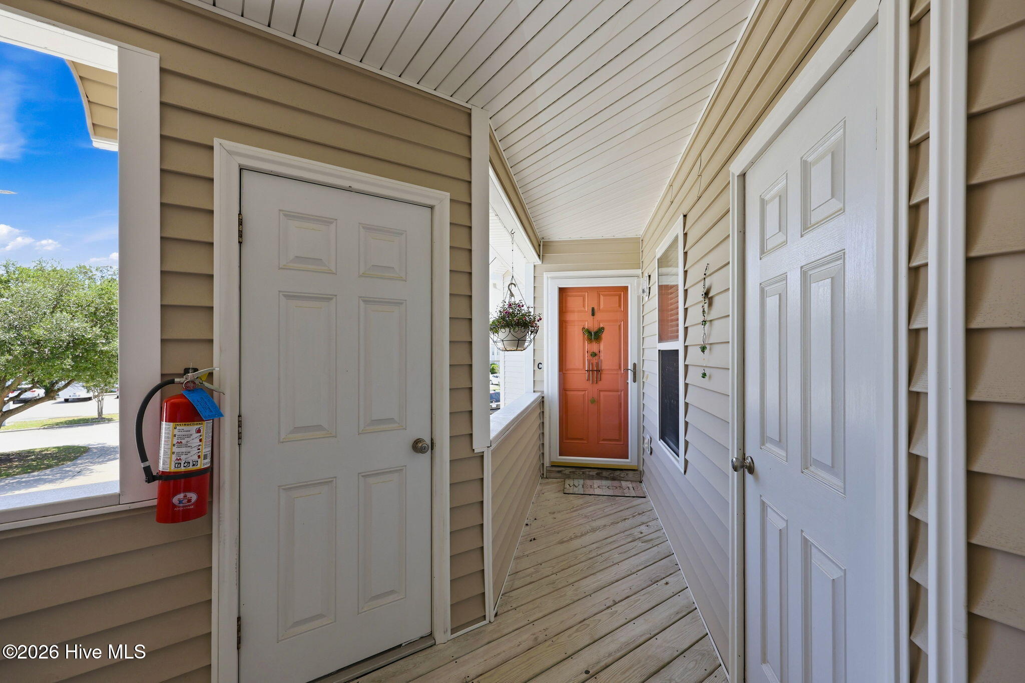 413 Commerce Avenue C Property Photo 2