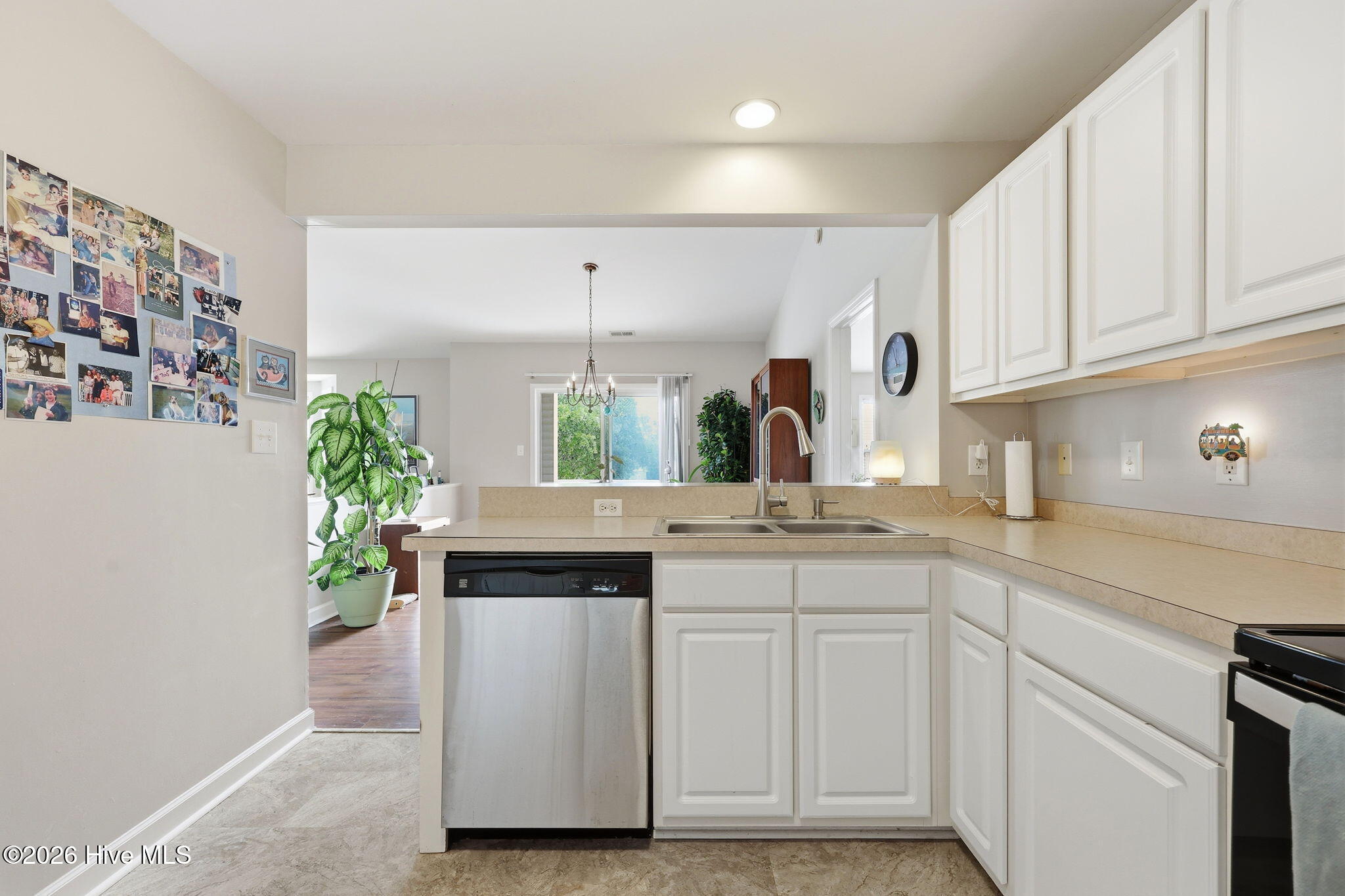 413 Commerce Avenue C Property Photo 18