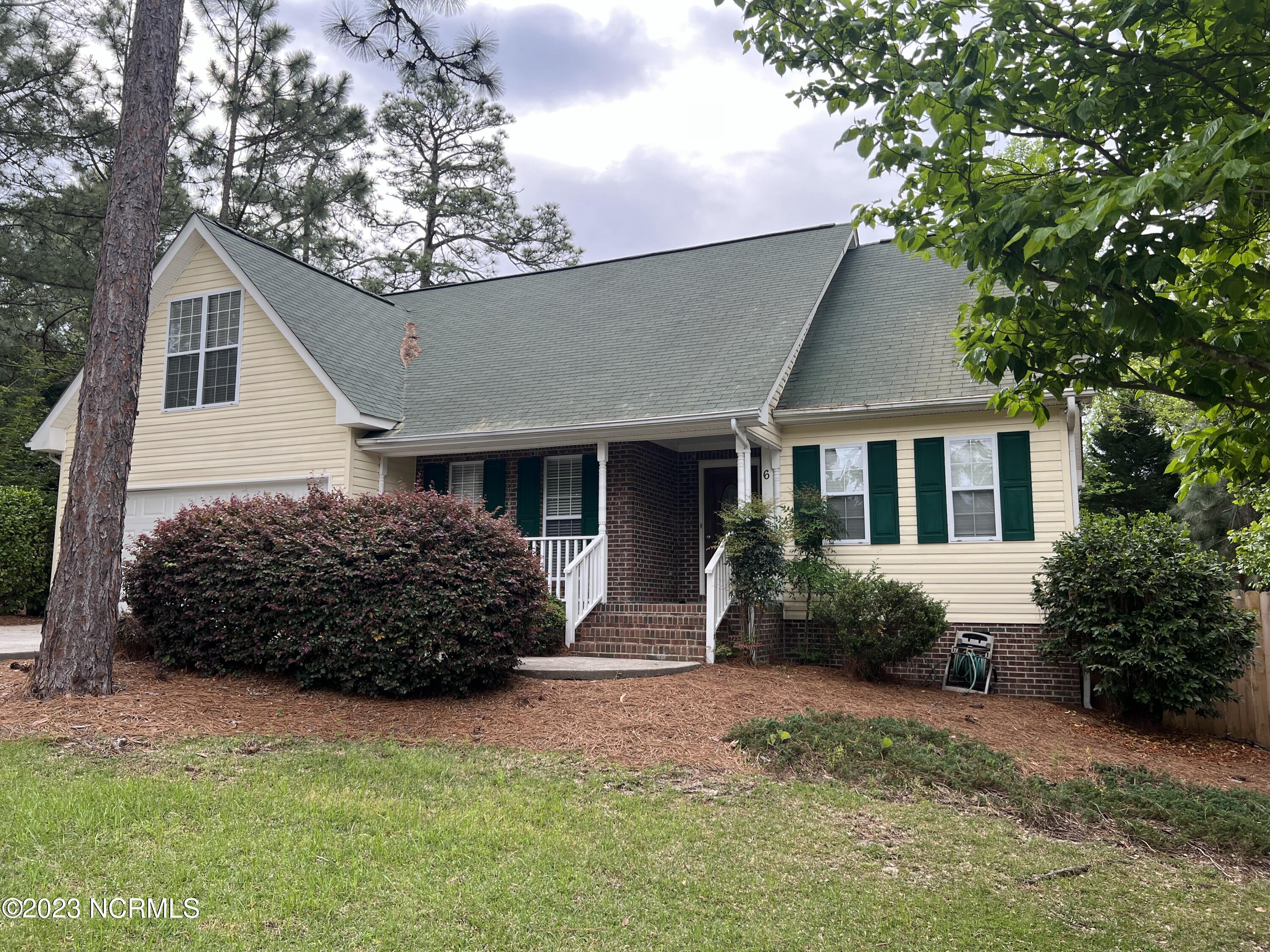 6 Pierce Place Property Photo 1