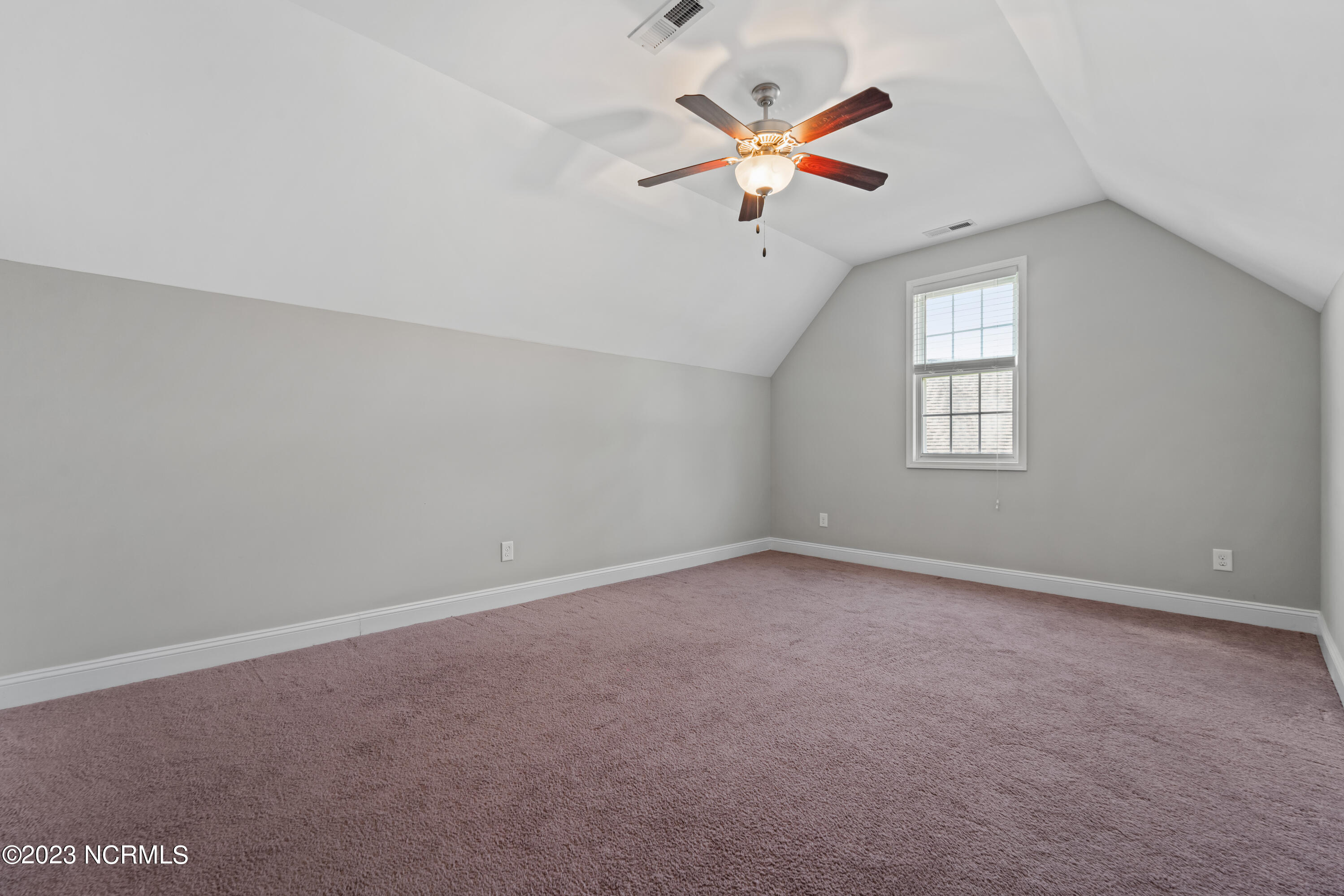 270 Silver Hills Drive Property Photo 13
