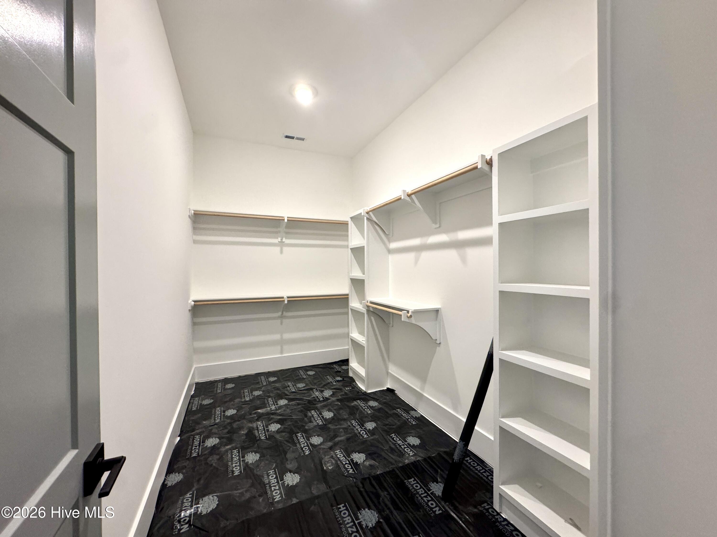 126 W Scarborough Court Property Photo 15