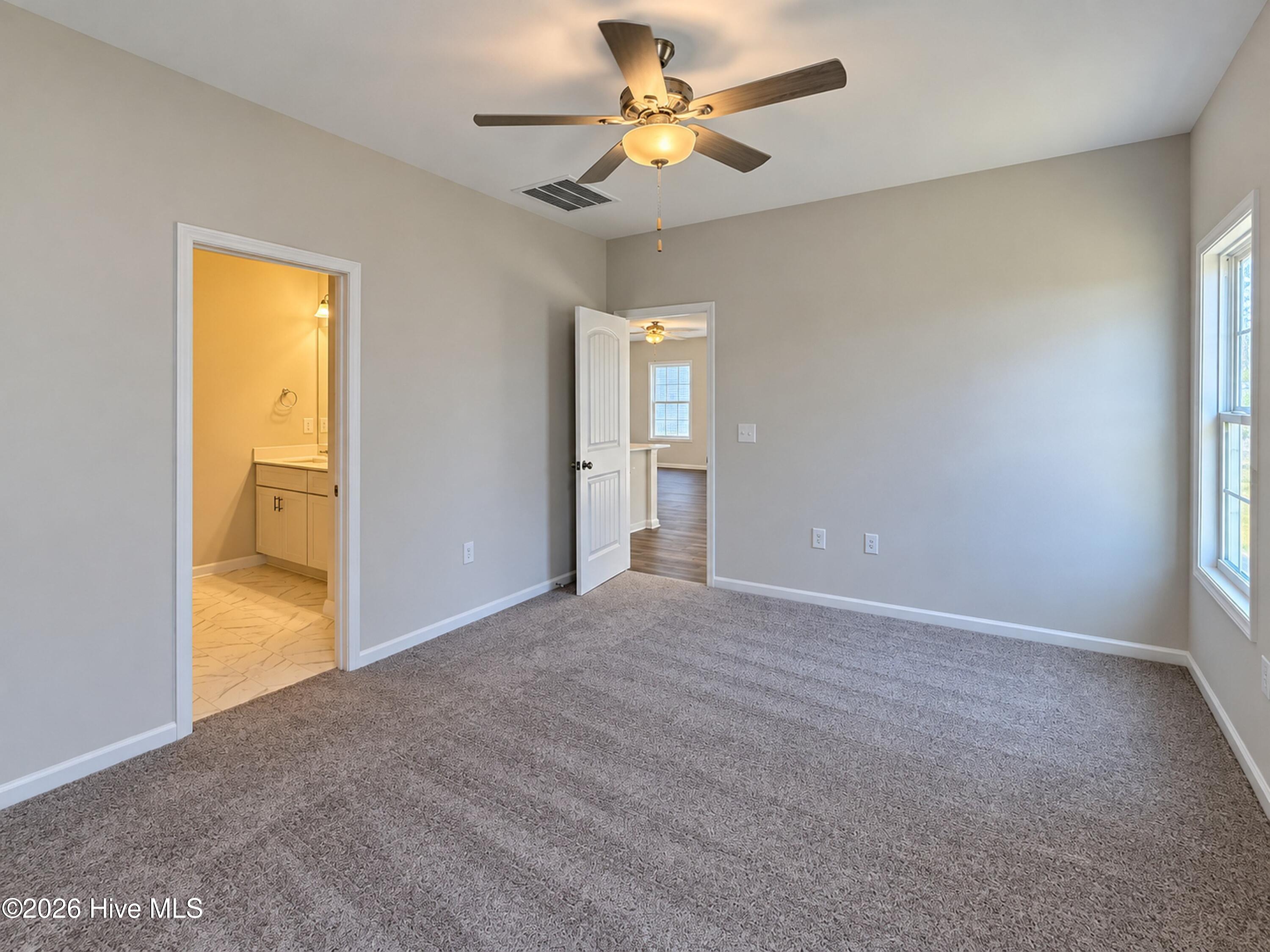 127 Crossvine Street Property Photo 11