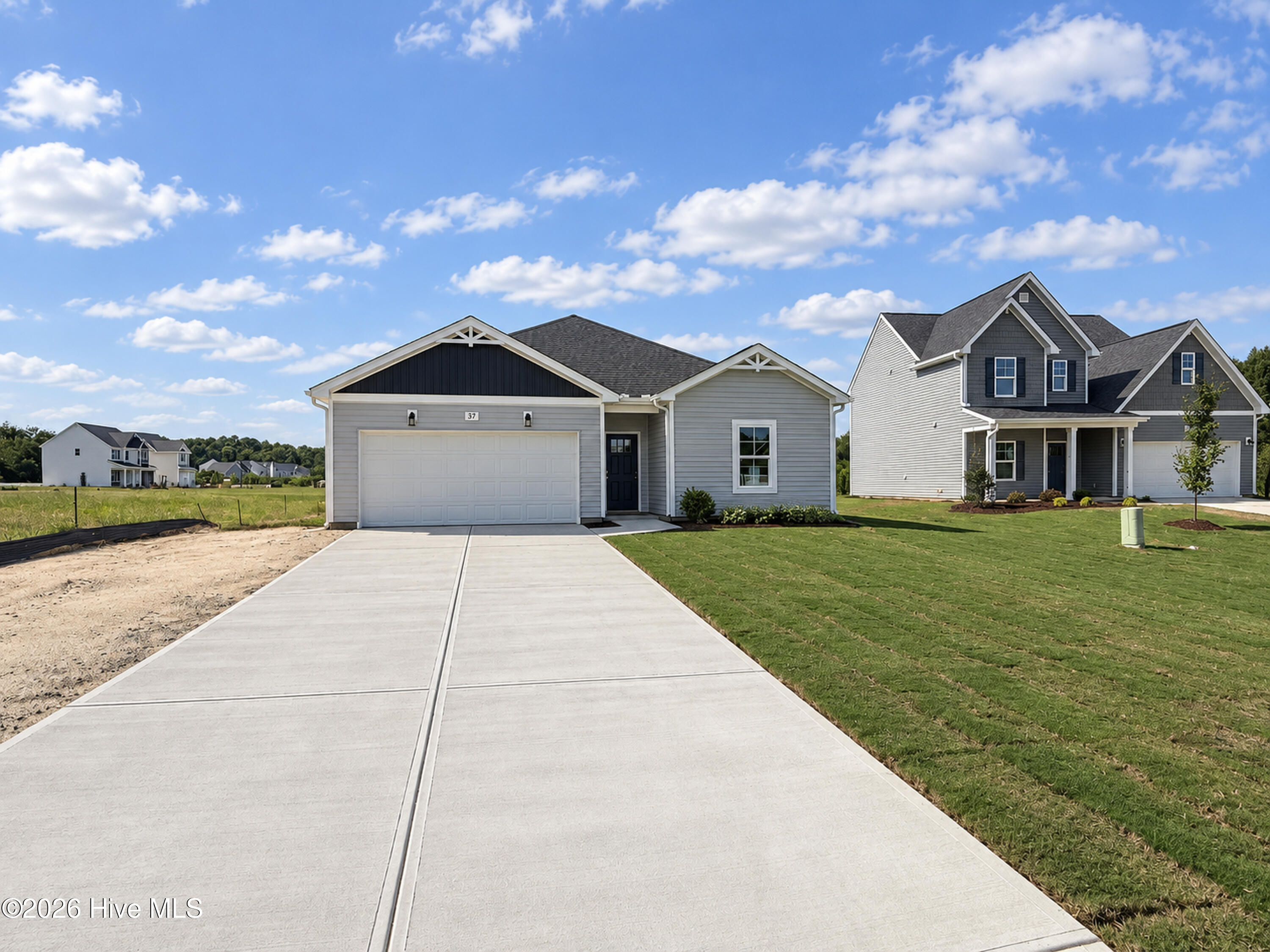 37 Fiddleneck Court Property Photo 1