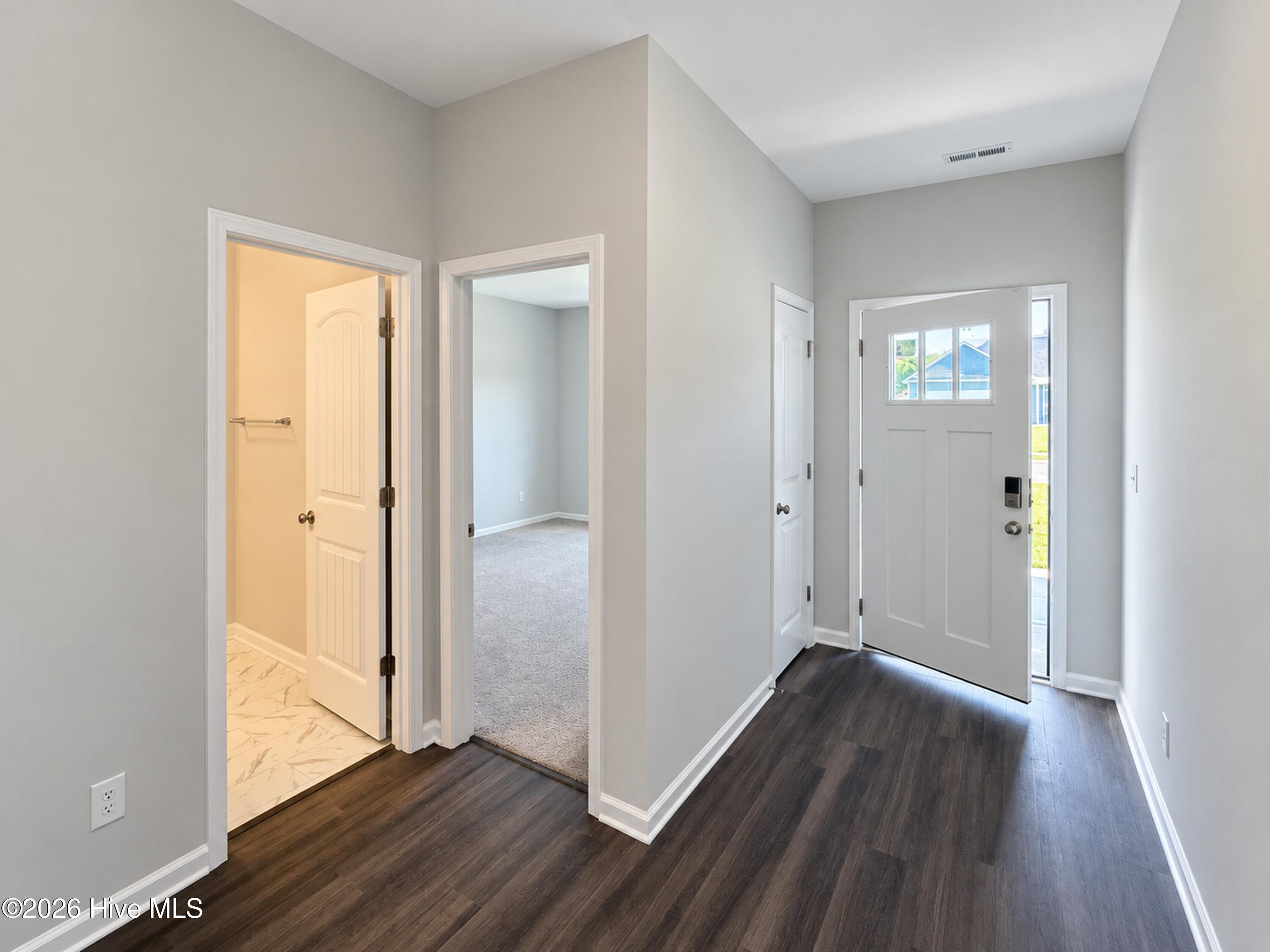 37 Fiddleneck Court Property Photo 3