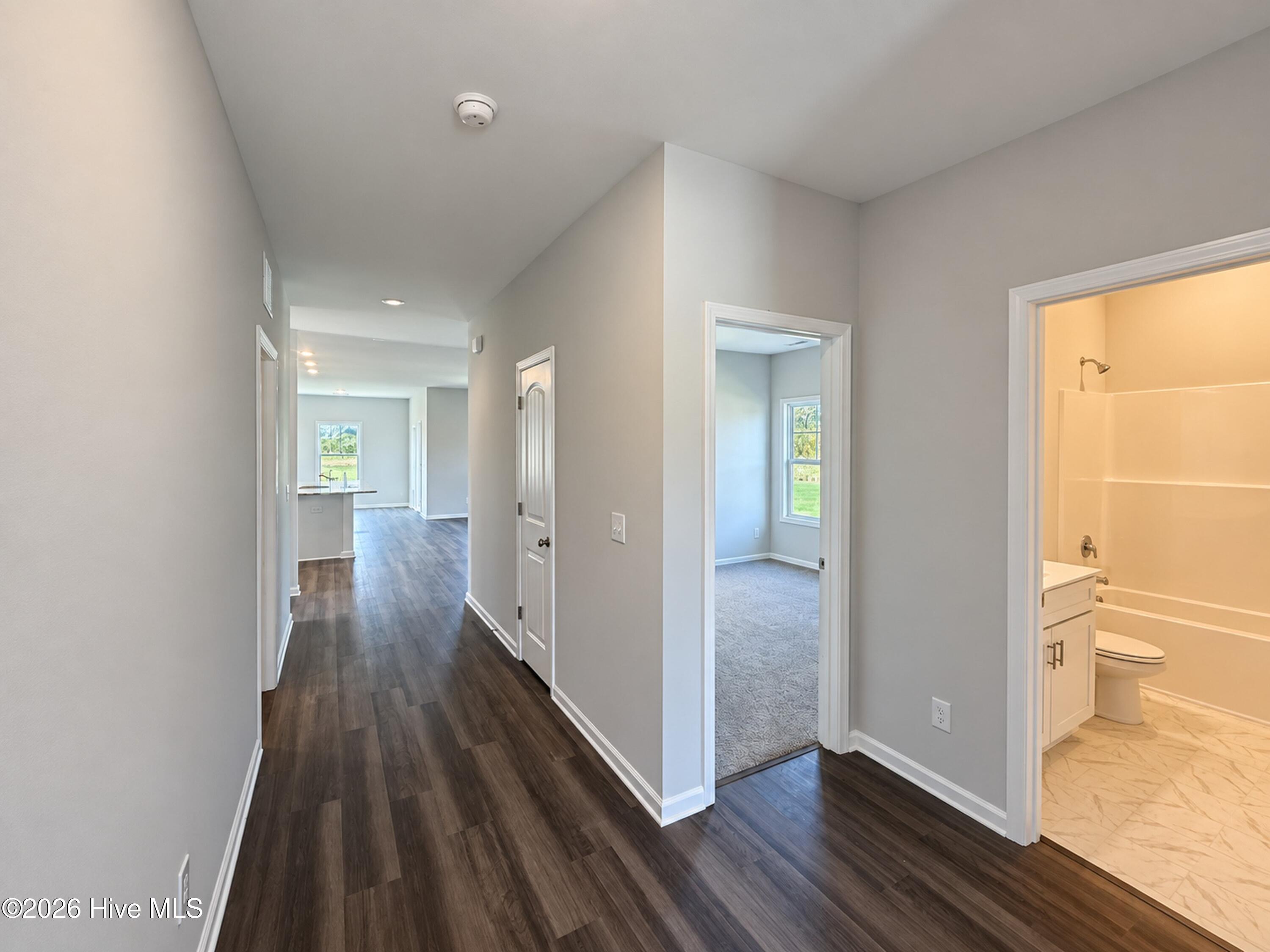 37 Fiddleneck Court Property Photo 4