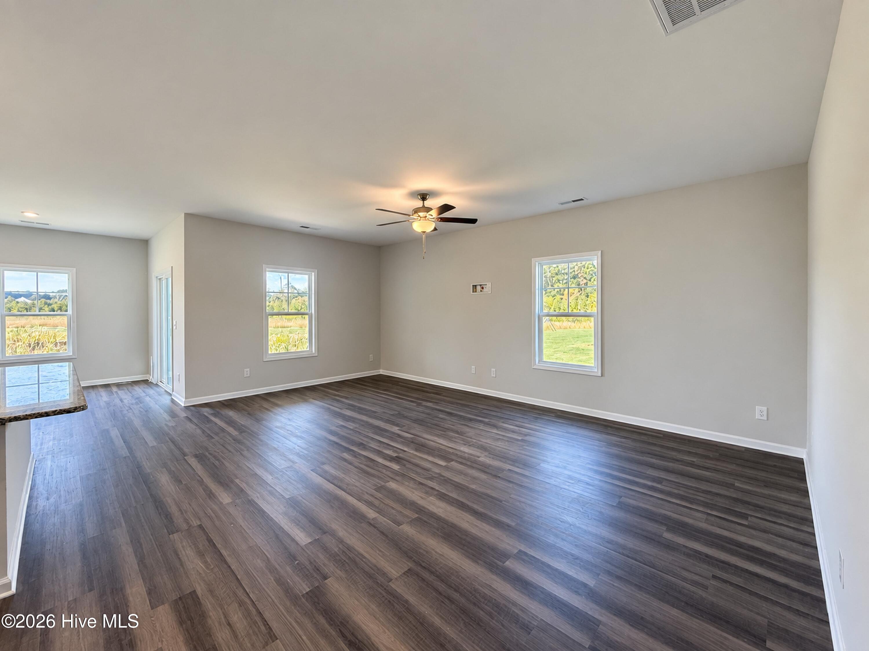 37 Fiddleneck Court Property Photo 5