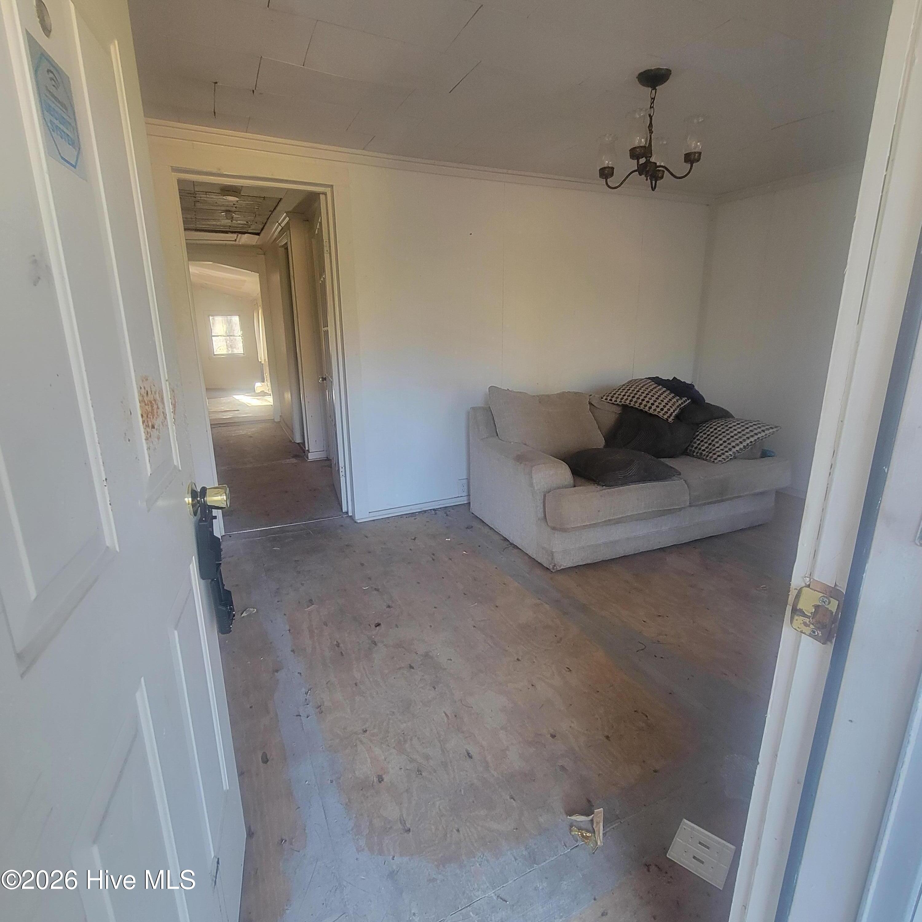 2105 Nc Highway 53 E Property Photo 6
