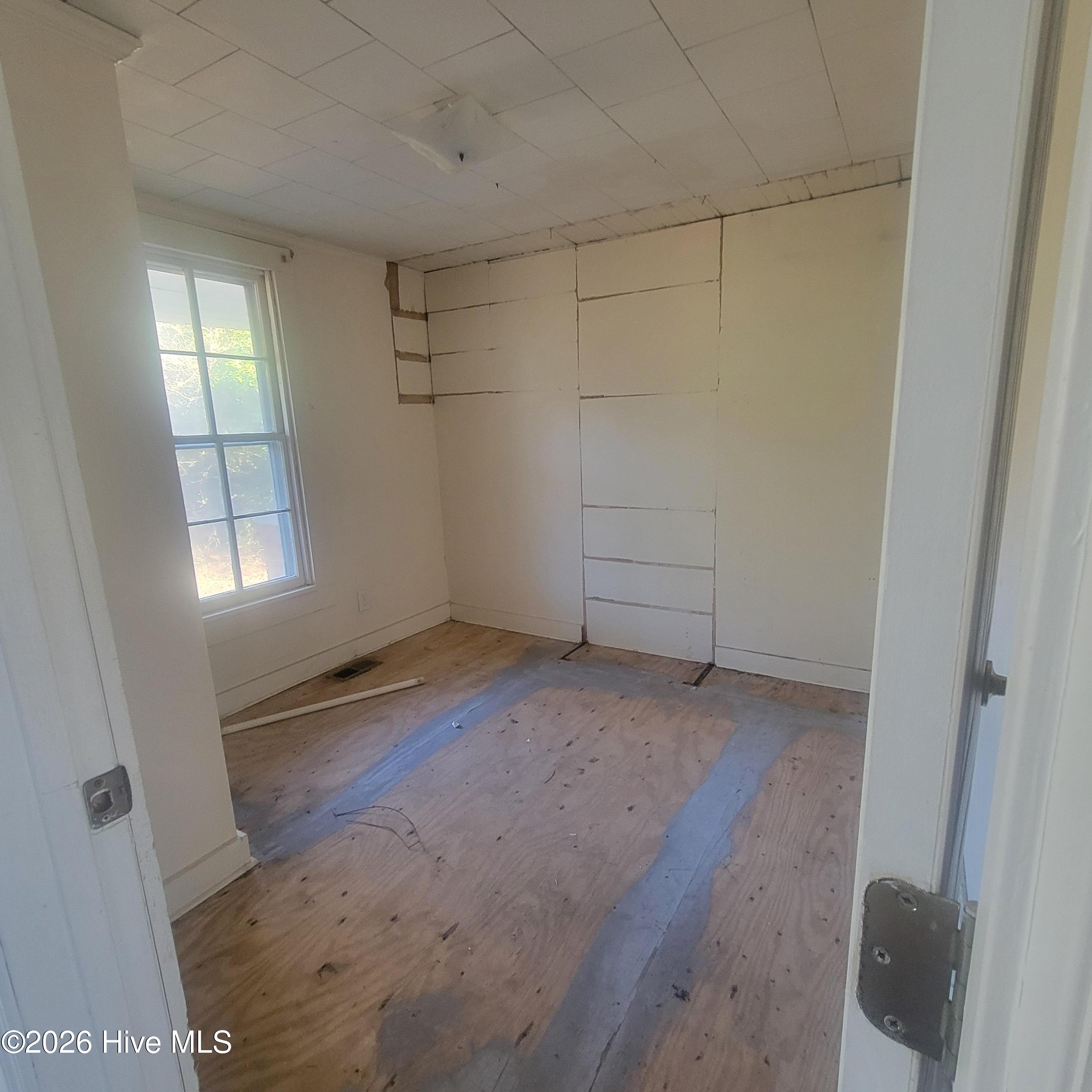 2105 Nc Highway 53 E Property Photo 7