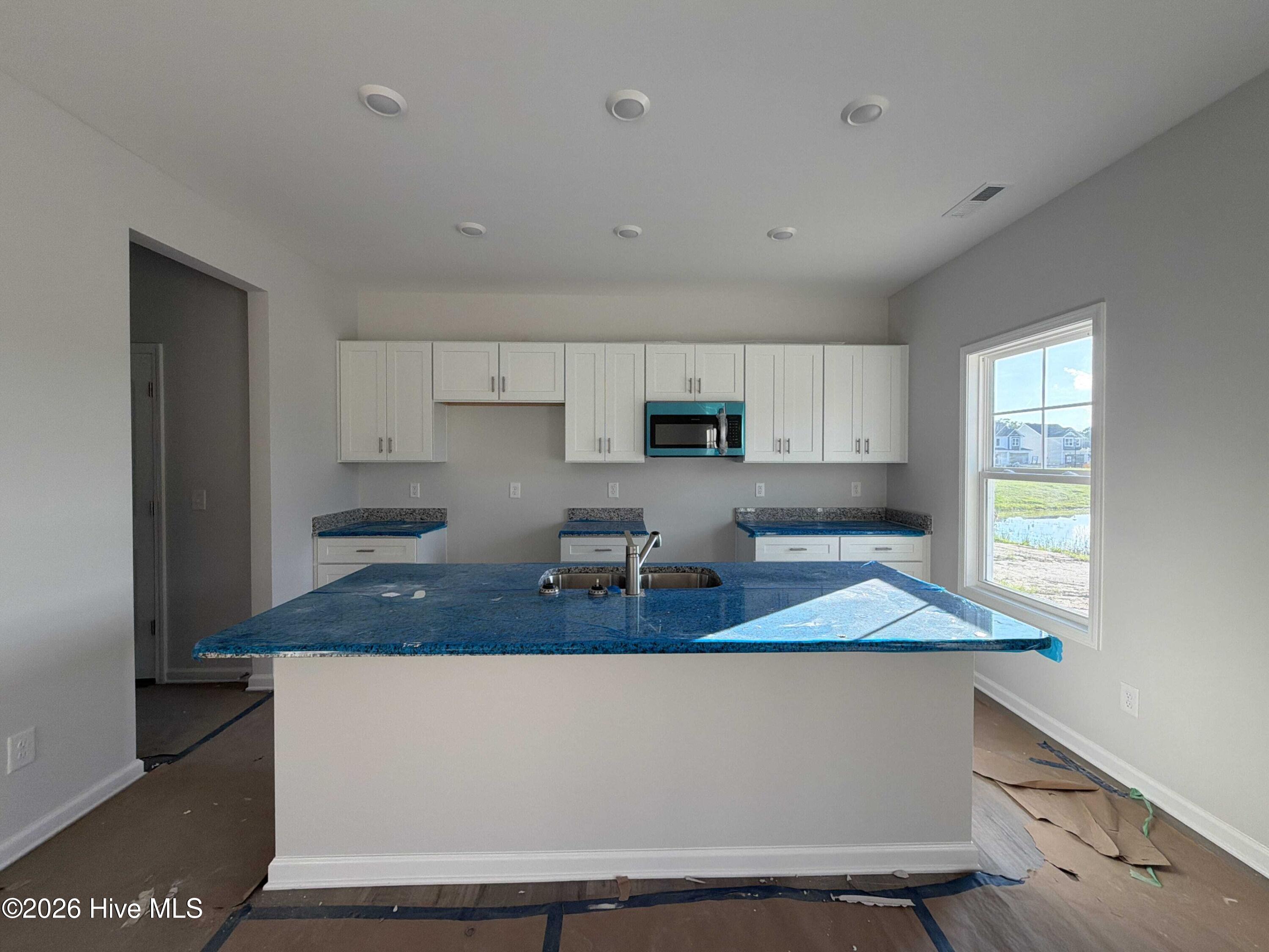 45 Fiddleneck Court Property Photo 6