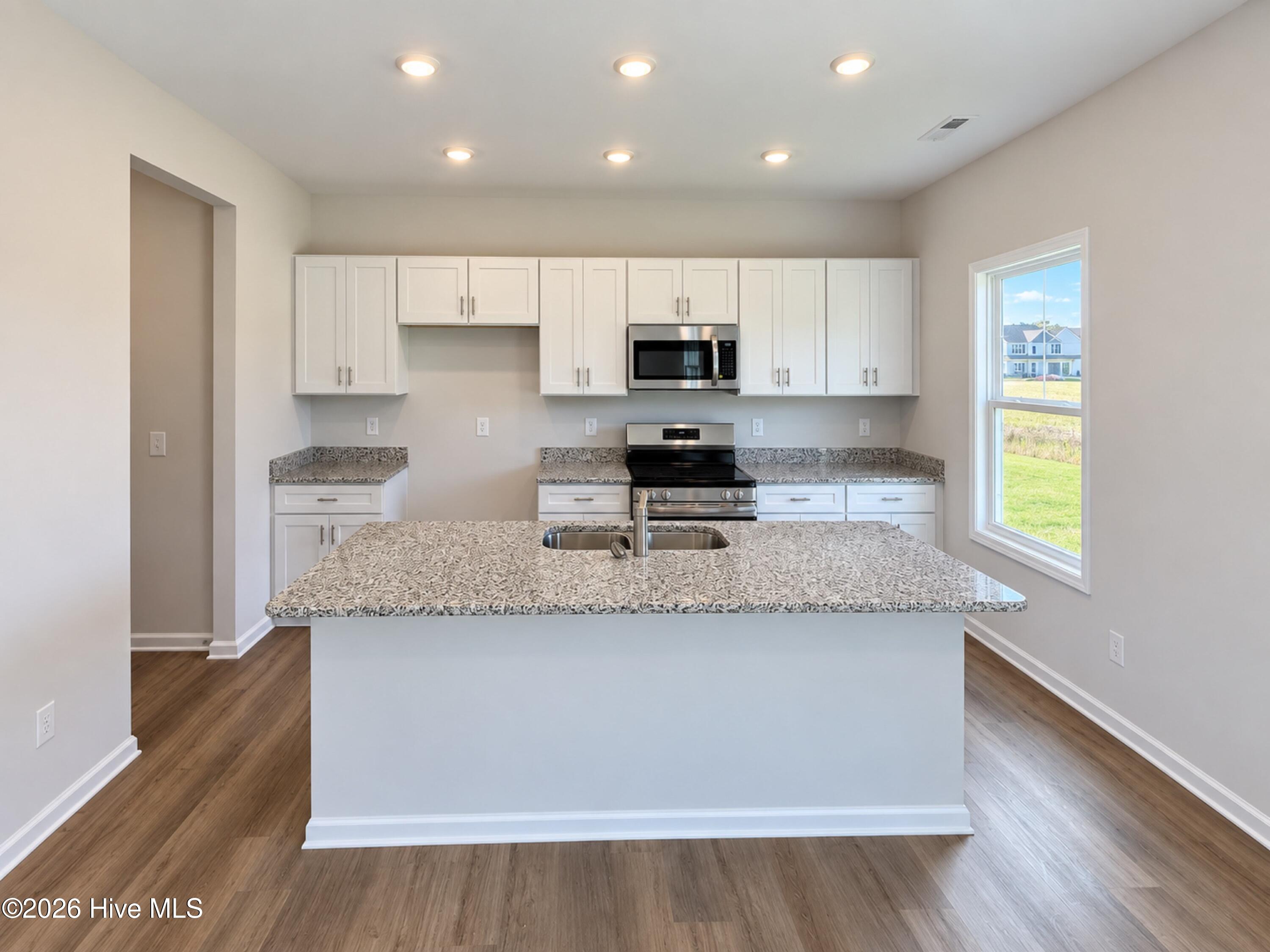 45 Fiddleneck Court Property Photo 6