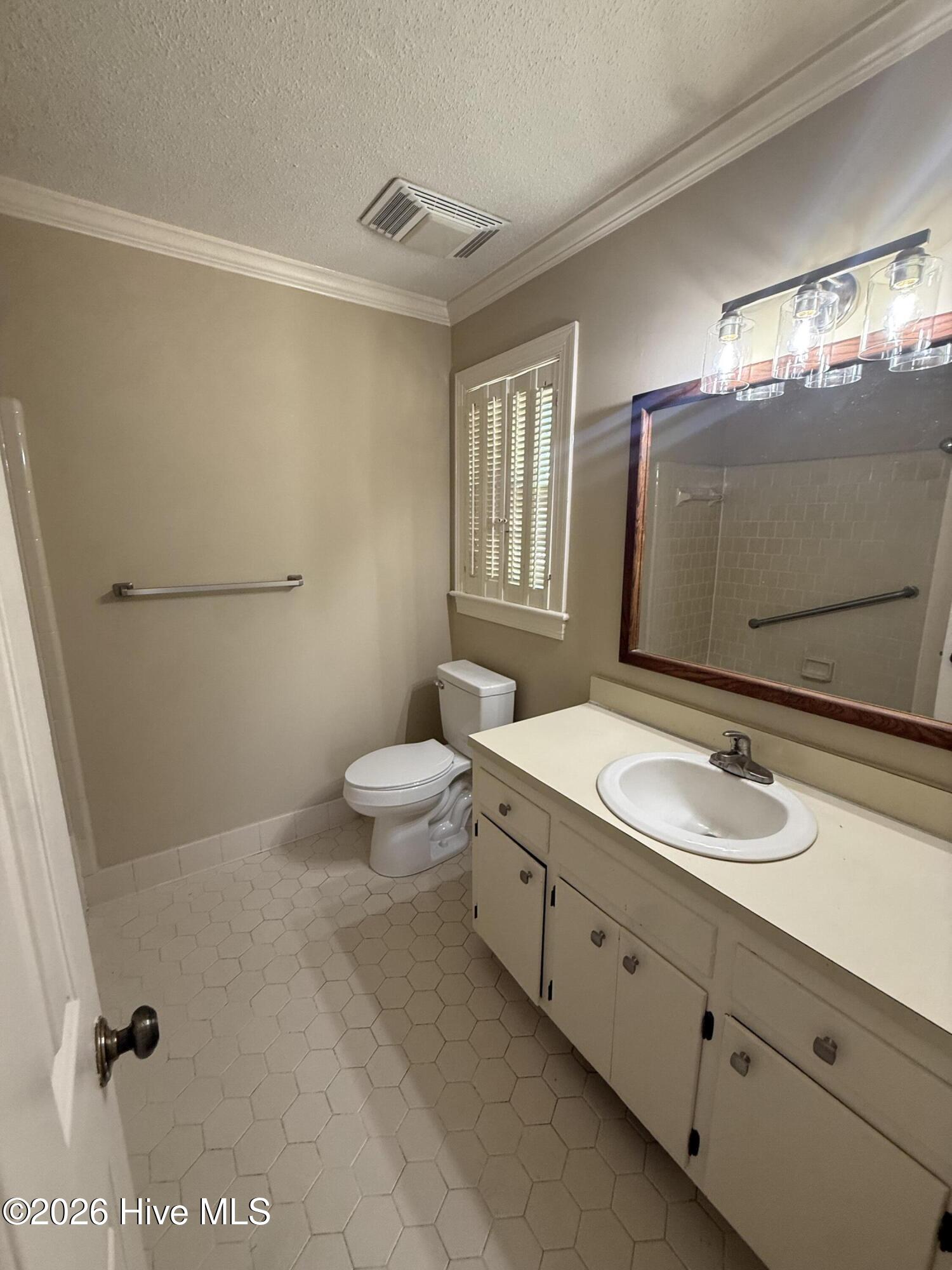 1601 Benvenue Forest Road Property Photo 11