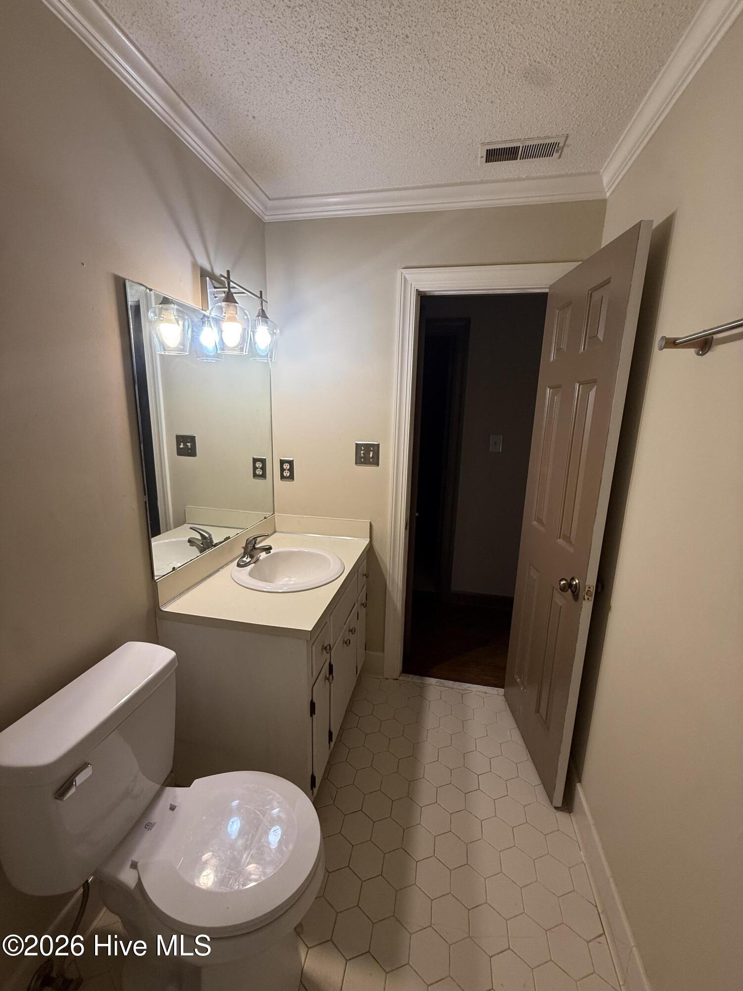 1601 Benvenue Forest Road Property Photo 25