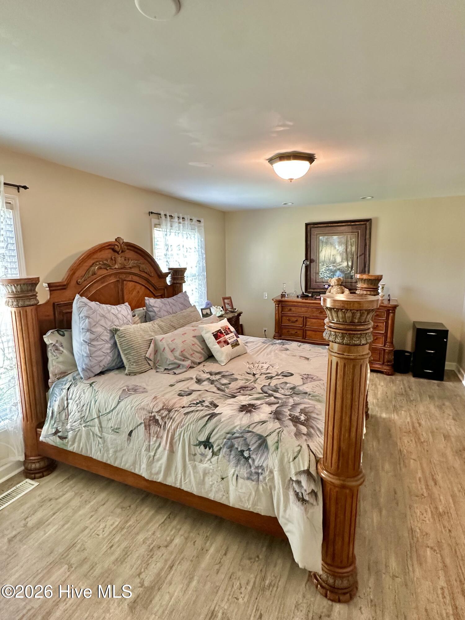 407 4th Street Property Photo 6