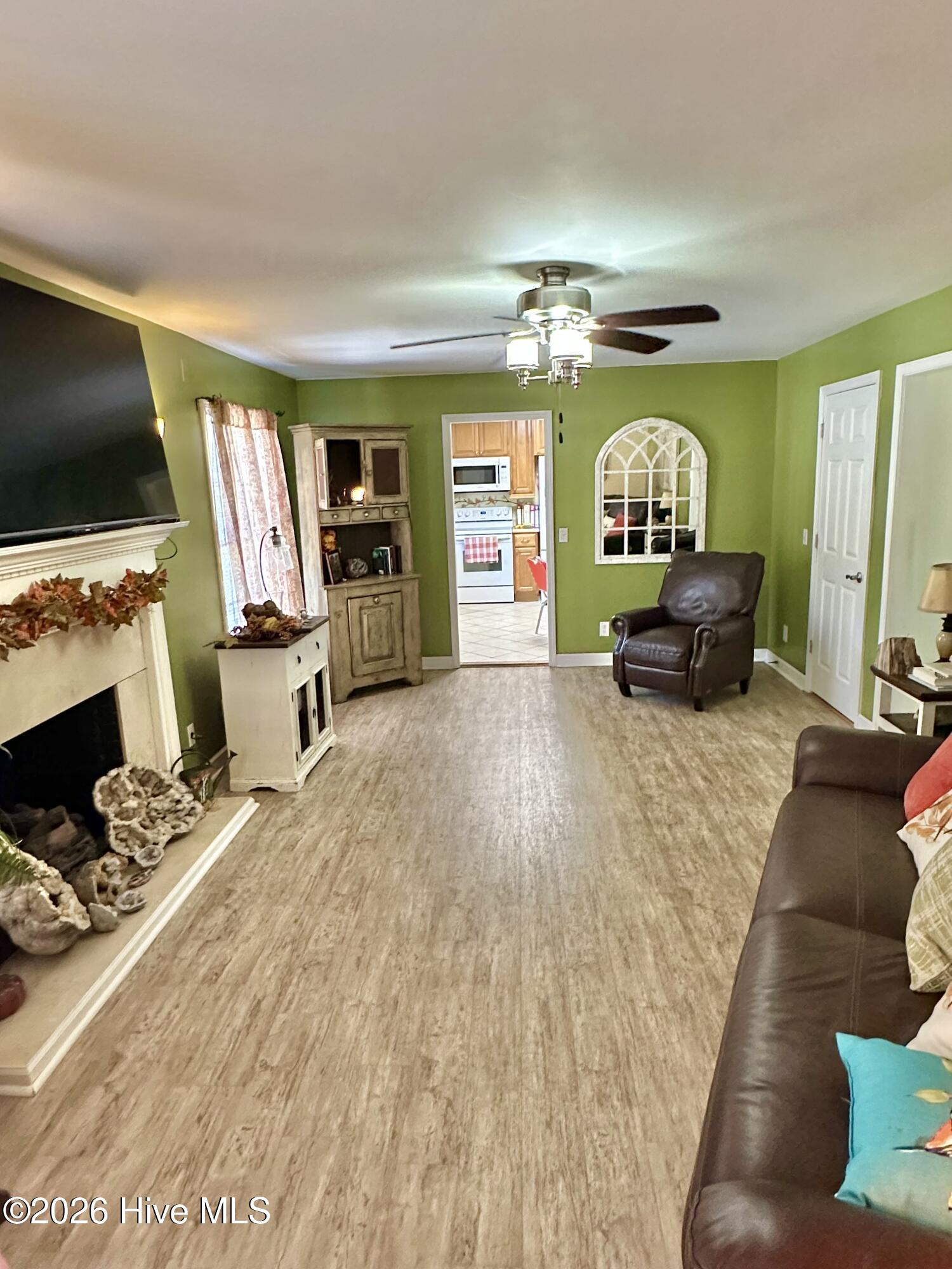 407 4th Street Property Photo 10