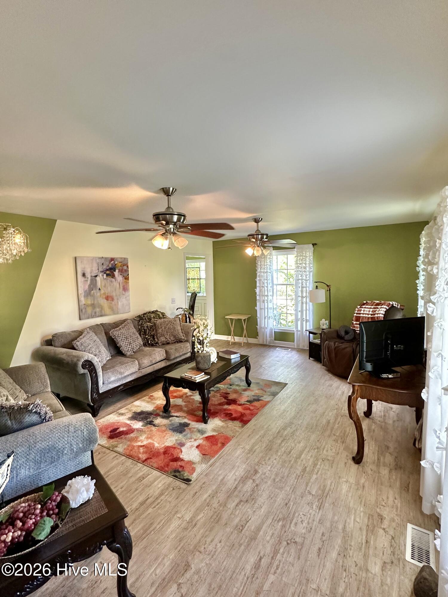 407 4th Street Property Photo 15