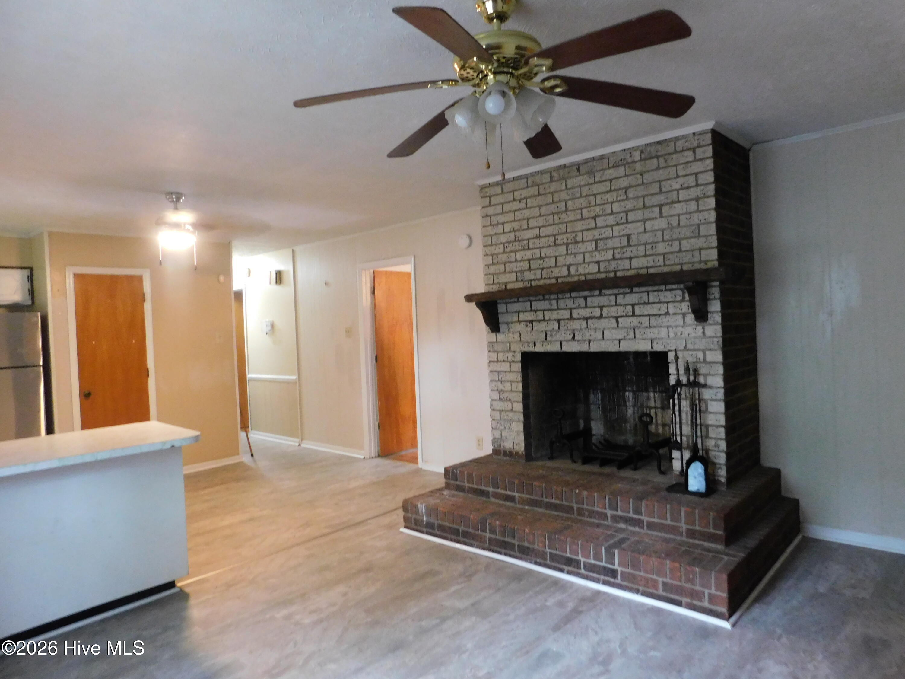 1003 Raleigh Street Property Photo 10