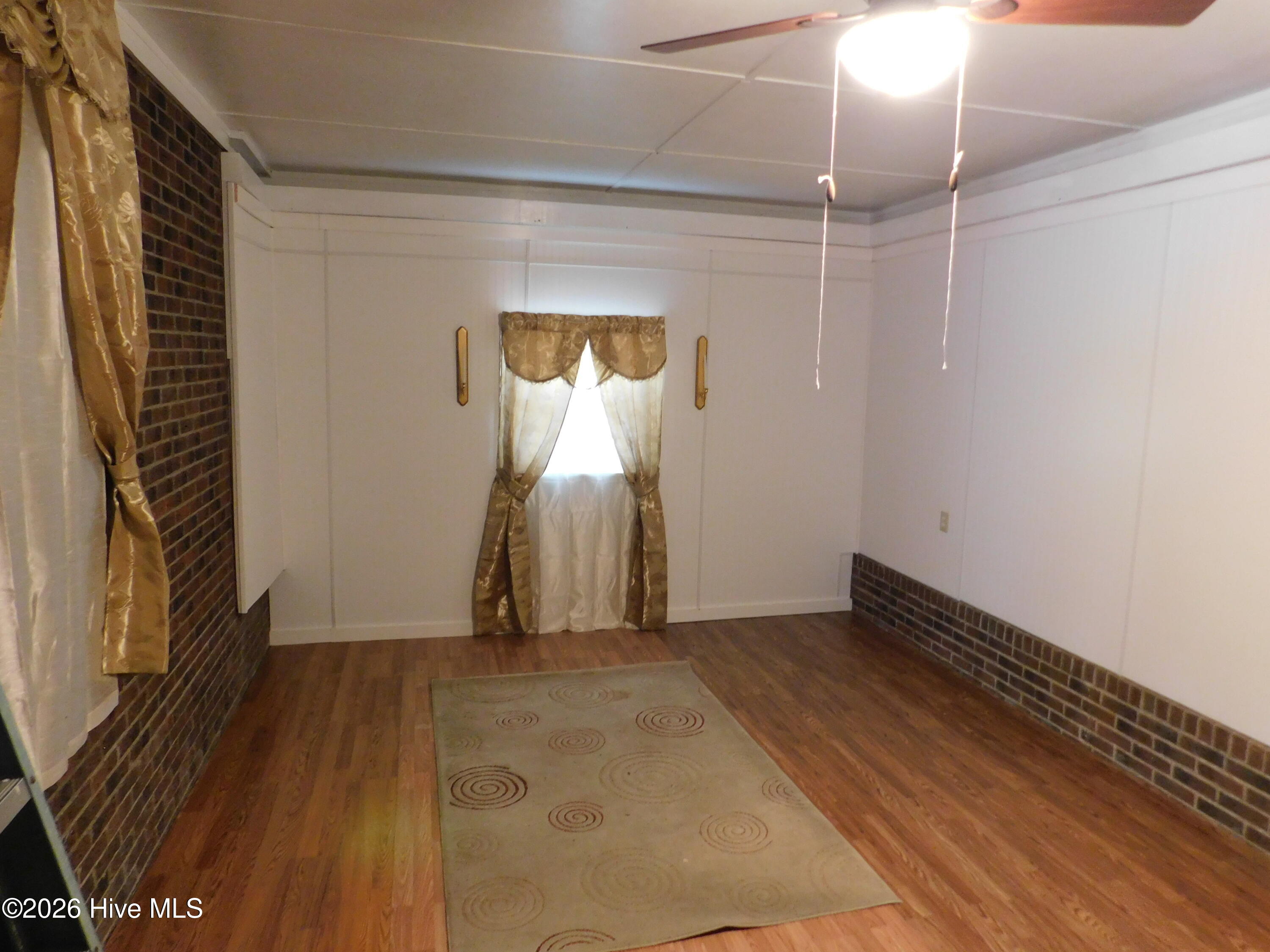 1003 Raleigh Street Property Photo 12