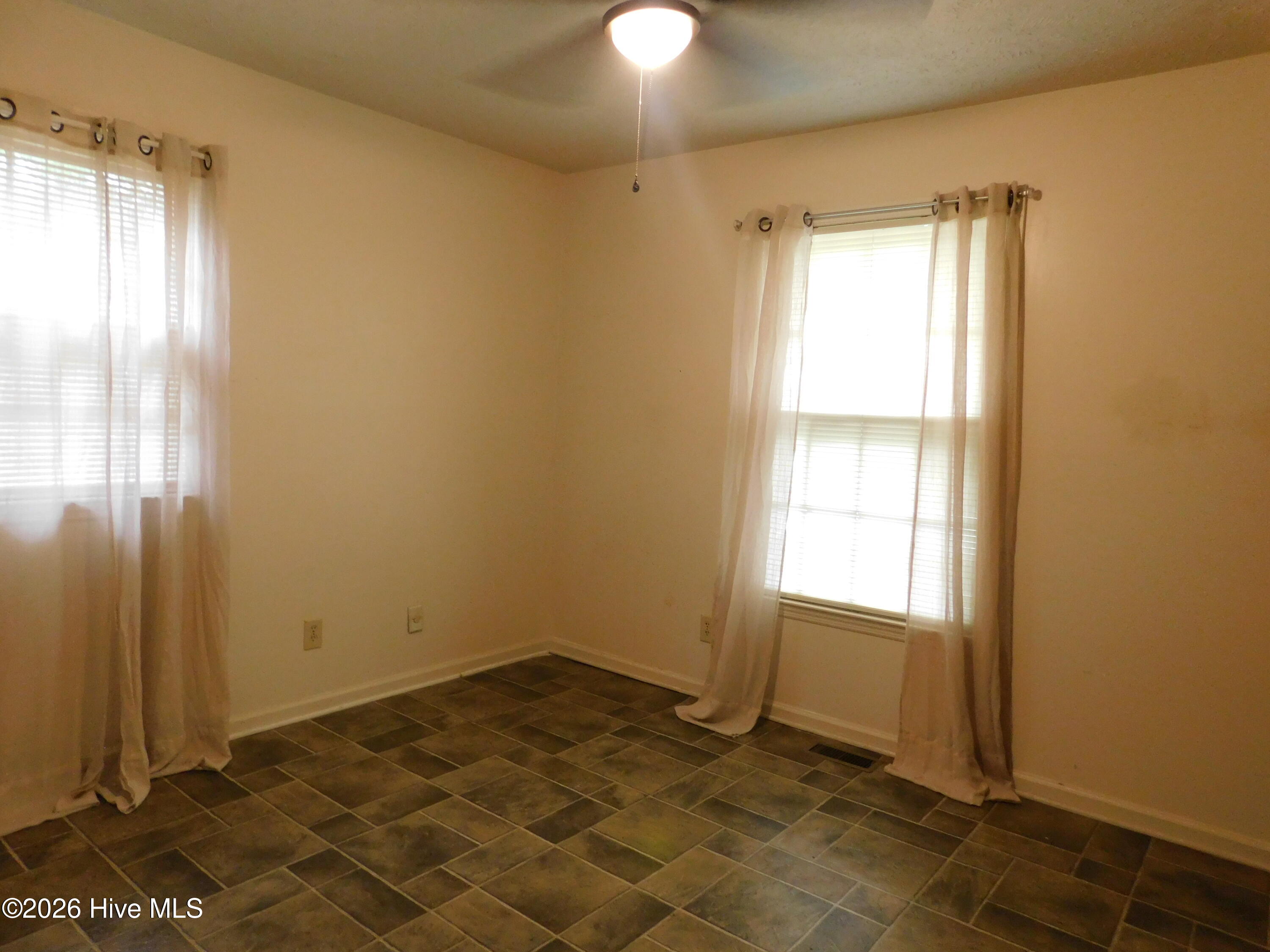 1003 Raleigh Street Property Photo 21