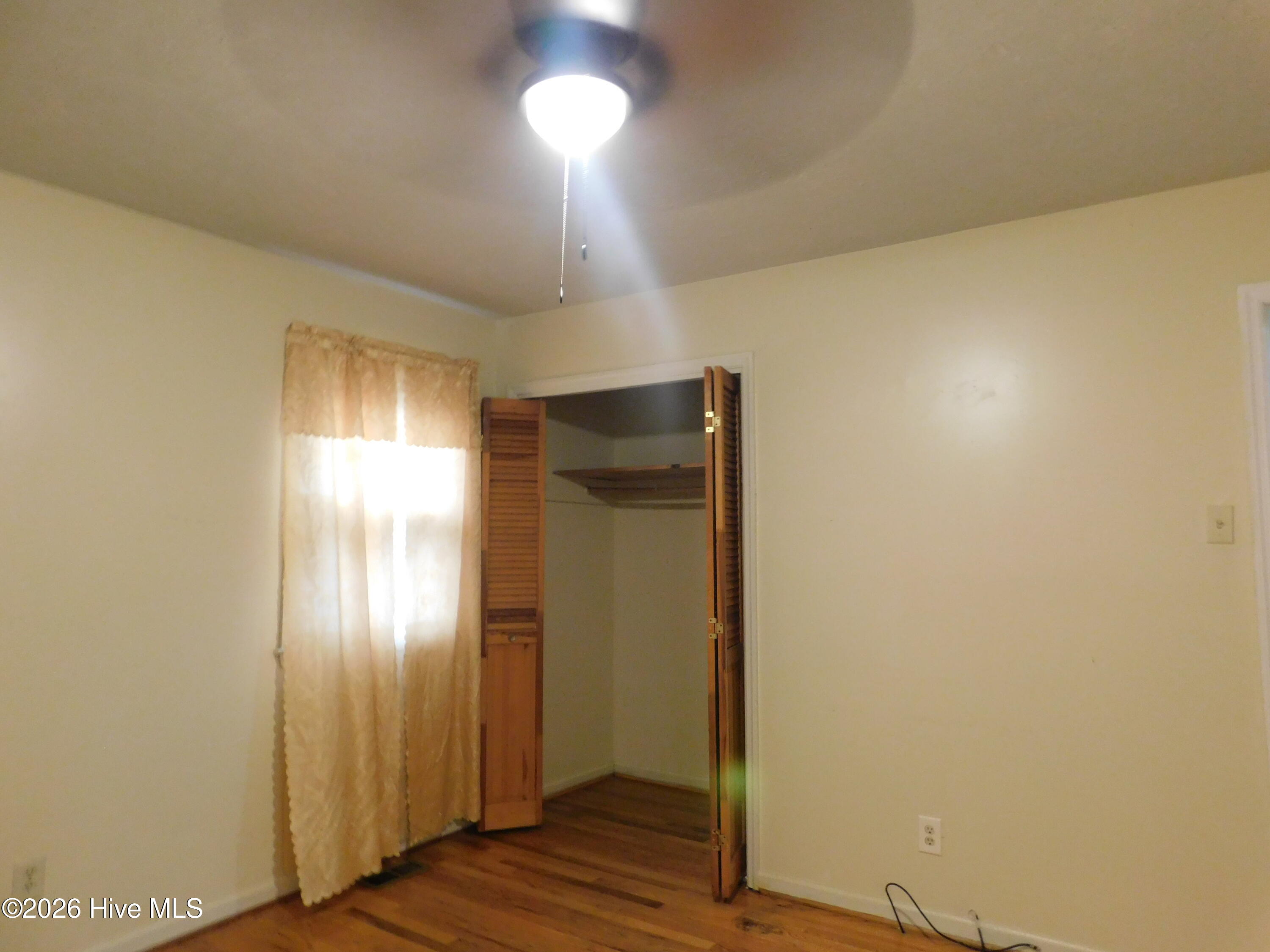 1003 Raleigh Street Property Photo 23