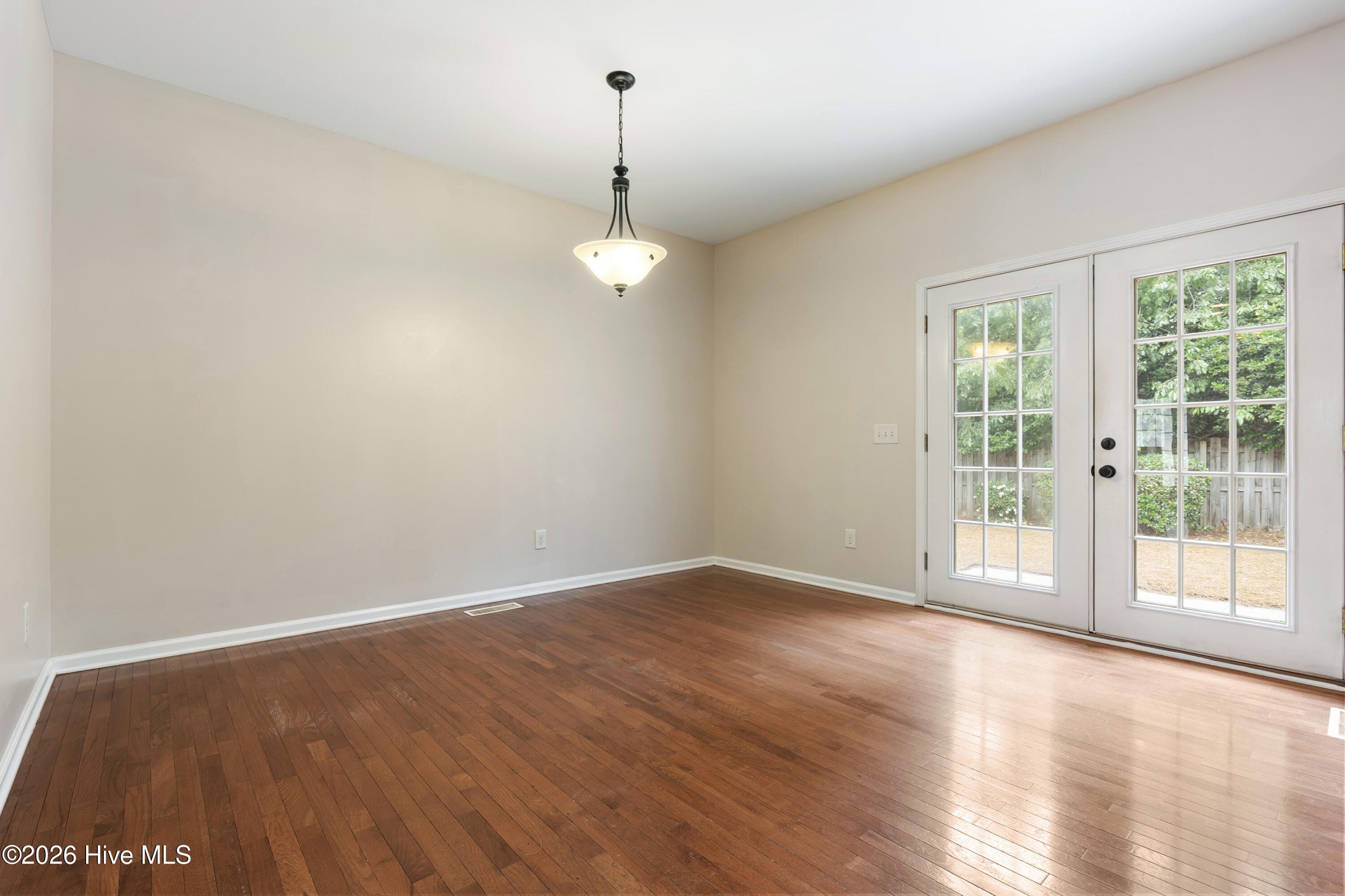 1350 Monticello Drive Property Photo 11