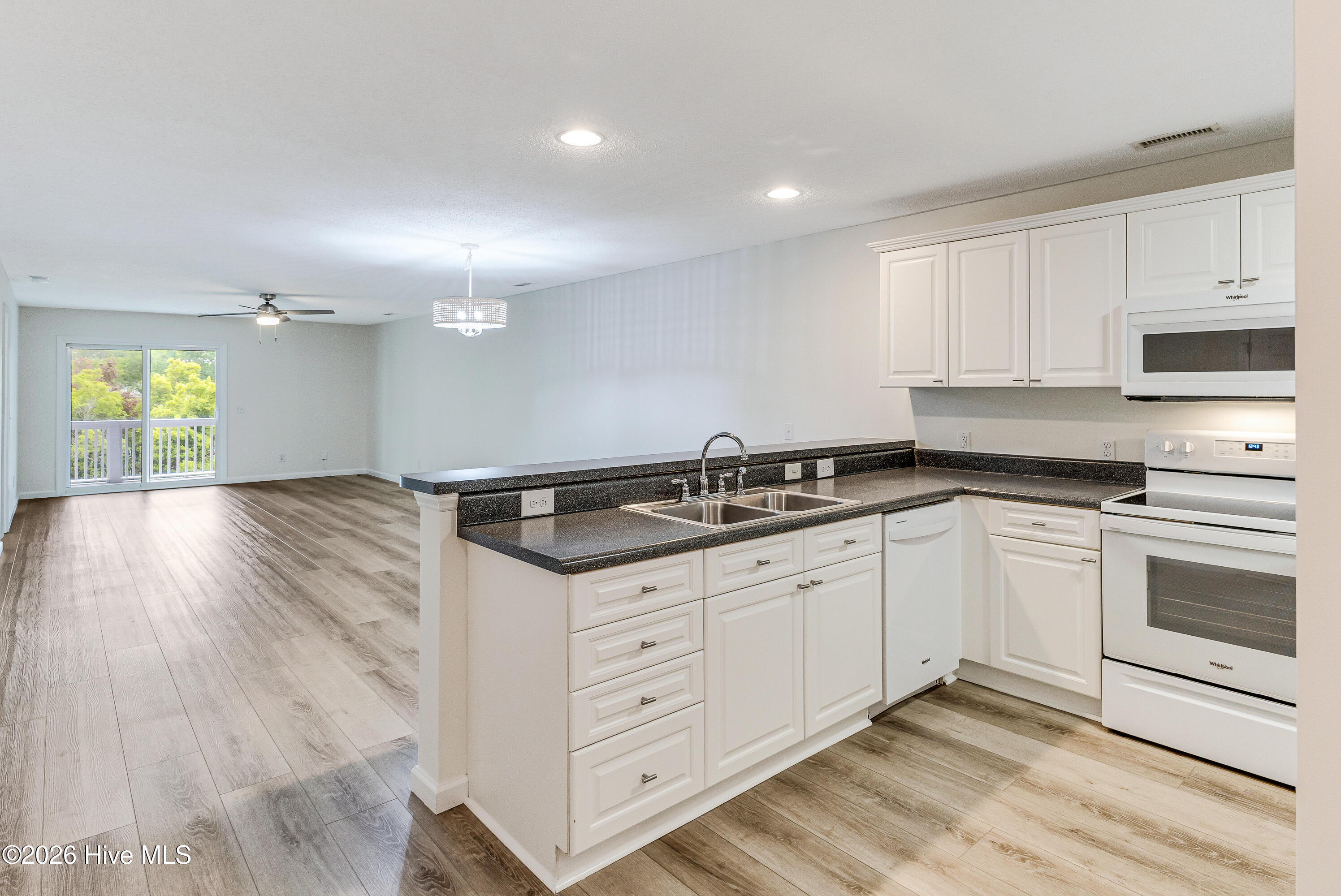 1620 Goley Hewett Road Se Unit 407 Property Photo 13